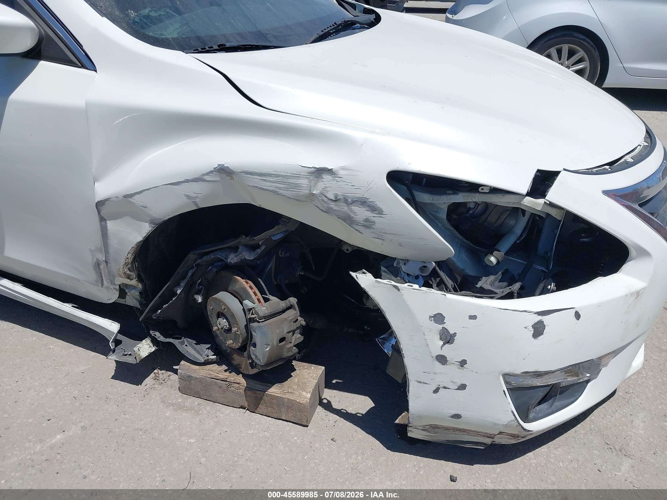 2015 Nissan Altima 2.5 Sv White vin: 1N4AL3AP7FC203831