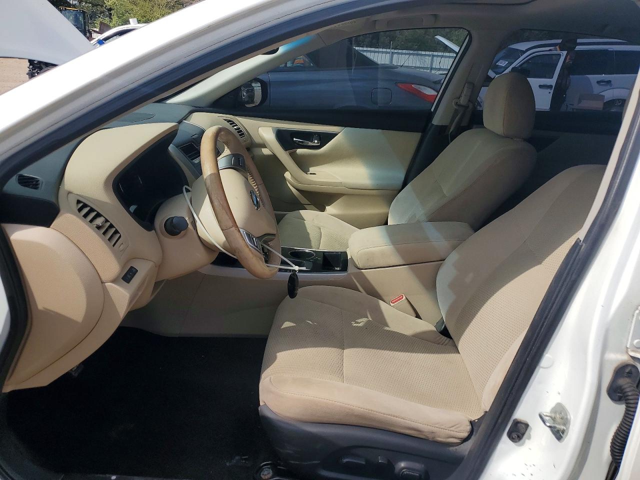 2015 Nissan Altima 2.5 Sv White vin: 1N4AL3AP7FC205756
