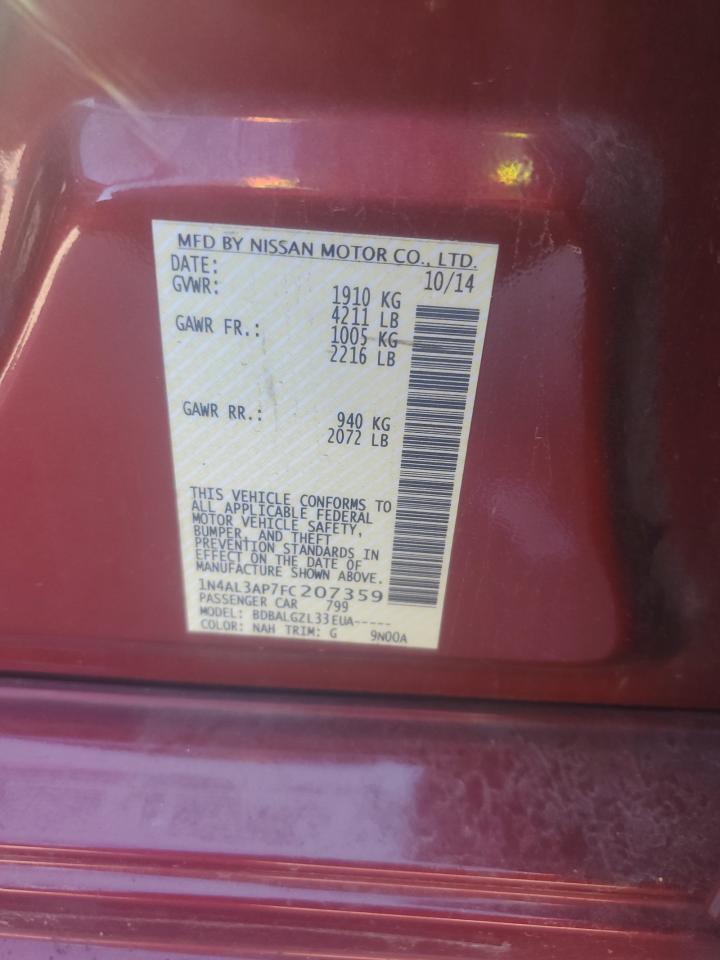 2015 Nissan Altima 2.5 Red vin: 1N4AL3AP7FC207359