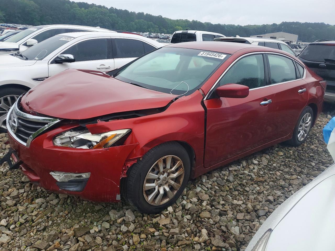 2015 Nissan Altima 2.5 Red vin: 1N4AL3AP7FC207359