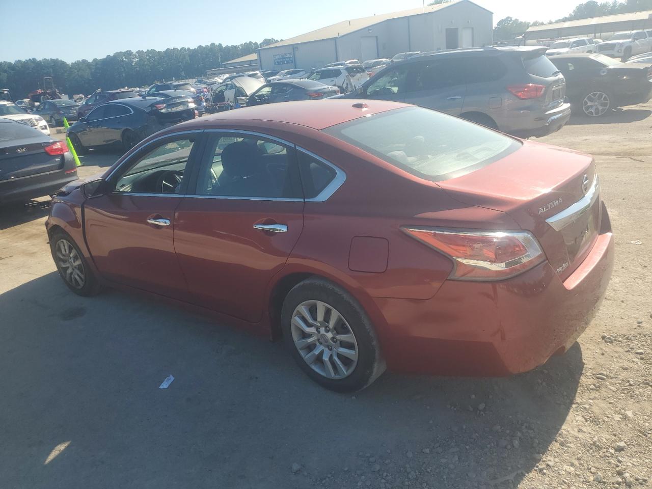 2015 Nissan Altima 2.5 Red vin: 1N4AL3AP7FC207359