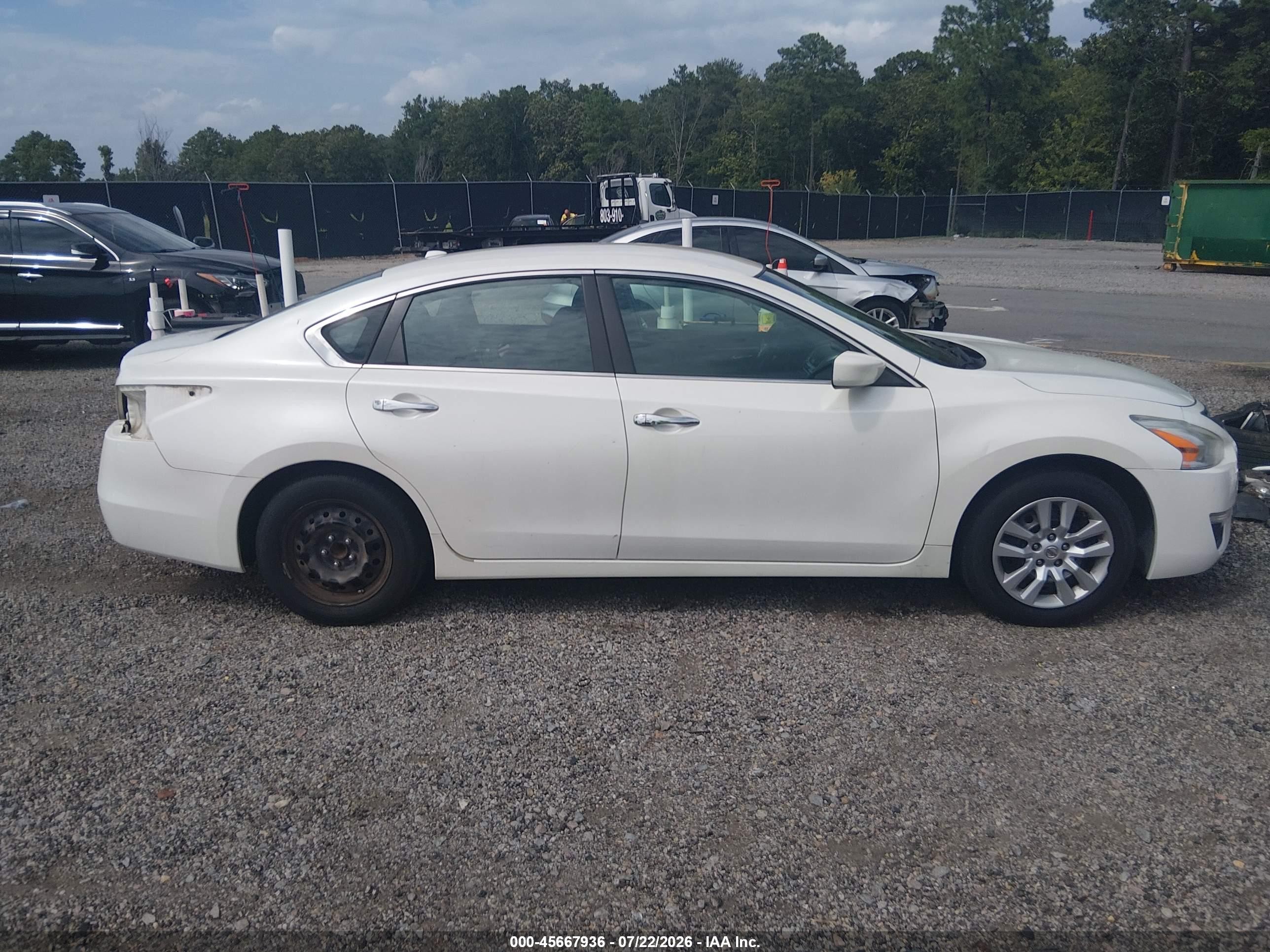 2015 Nissan Altima 2.5/2.5 S/2.5 Sl/2.5 Sv White vin: 1N4AL3AP7FC215008