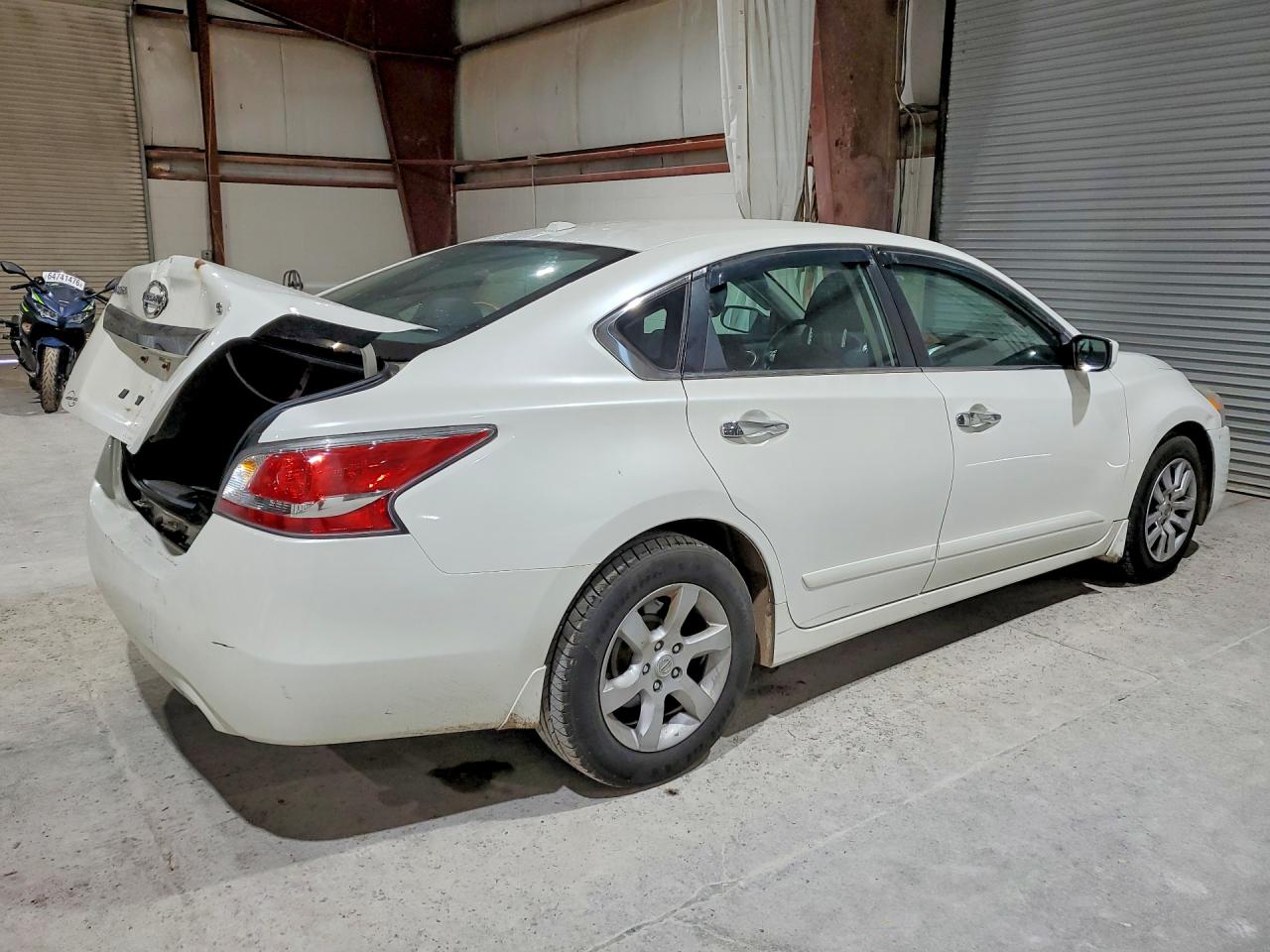 2015 Nissan Altima 2.5 S White vin: 1N4AL3AP7FC216871