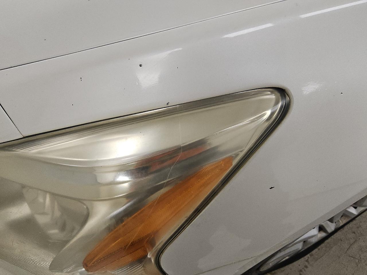 2015 Nissan Altima 2.5 S White vin: 1N4AL3AP7FC217678 Damage: Left Front Fender, Chipped, 3