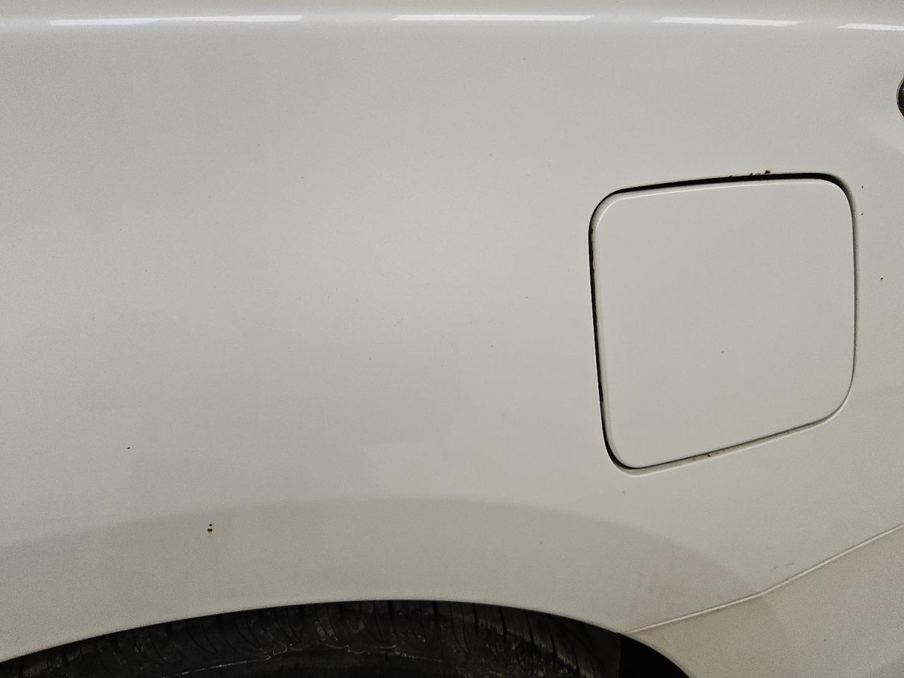 2015 Nissan Altima 2.5 S White vin: 1N4AL3AP7FC217678 Damage: Left Qtr Panel, Chipped, 2