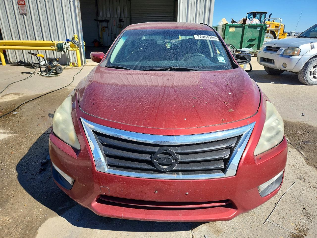 2015 Nissan Altima 2.5 Red vin: 1N4AL3AP7FC234772