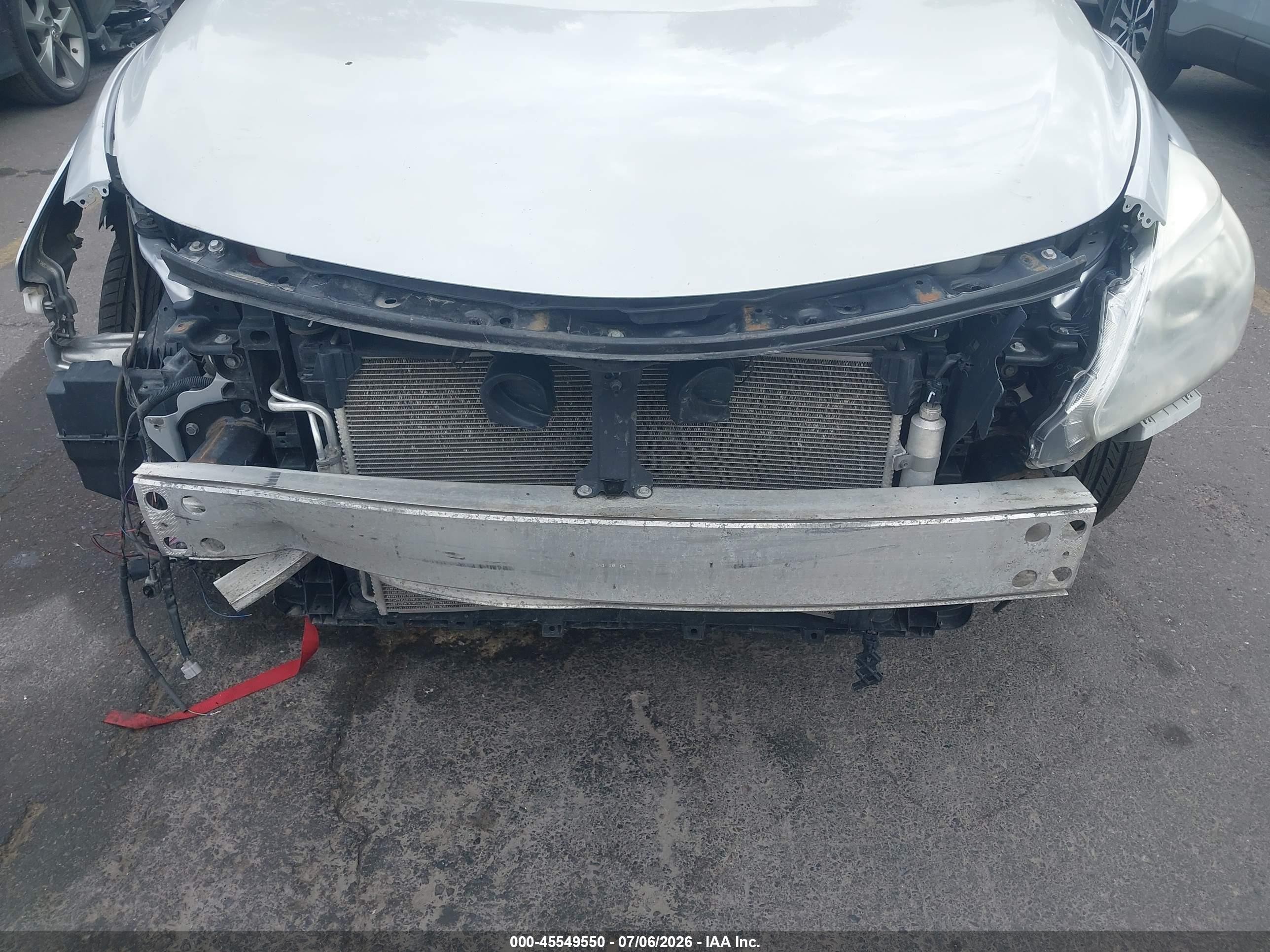 2015 Nissan Altima 2.5/2.5 S/2.5 Sl/2.5 Sv Серебряный vin: 1N4AL3AP7FC244623