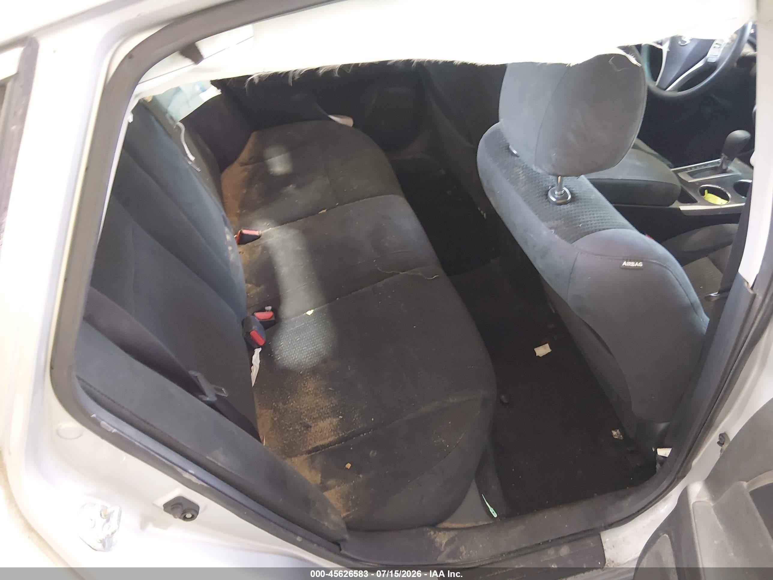 2015 Nissan Altima 2.5/2.5 S/2.5 Sl/2.5 Sv Серебряный vin: 1N4AL3AP7FC246887