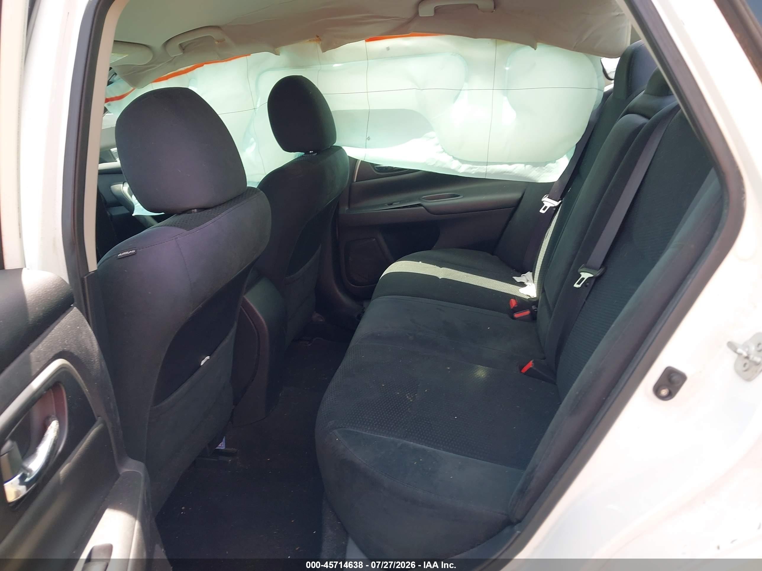 2015 Nissan Altima 2.5 S White vin: 1N4AL3AP7FC263379
