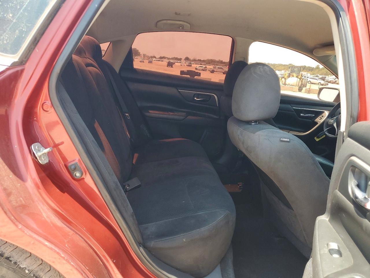 2015 Nissan Altima 2.5 S Maroon vin: 1N4AL3AP7FC274012