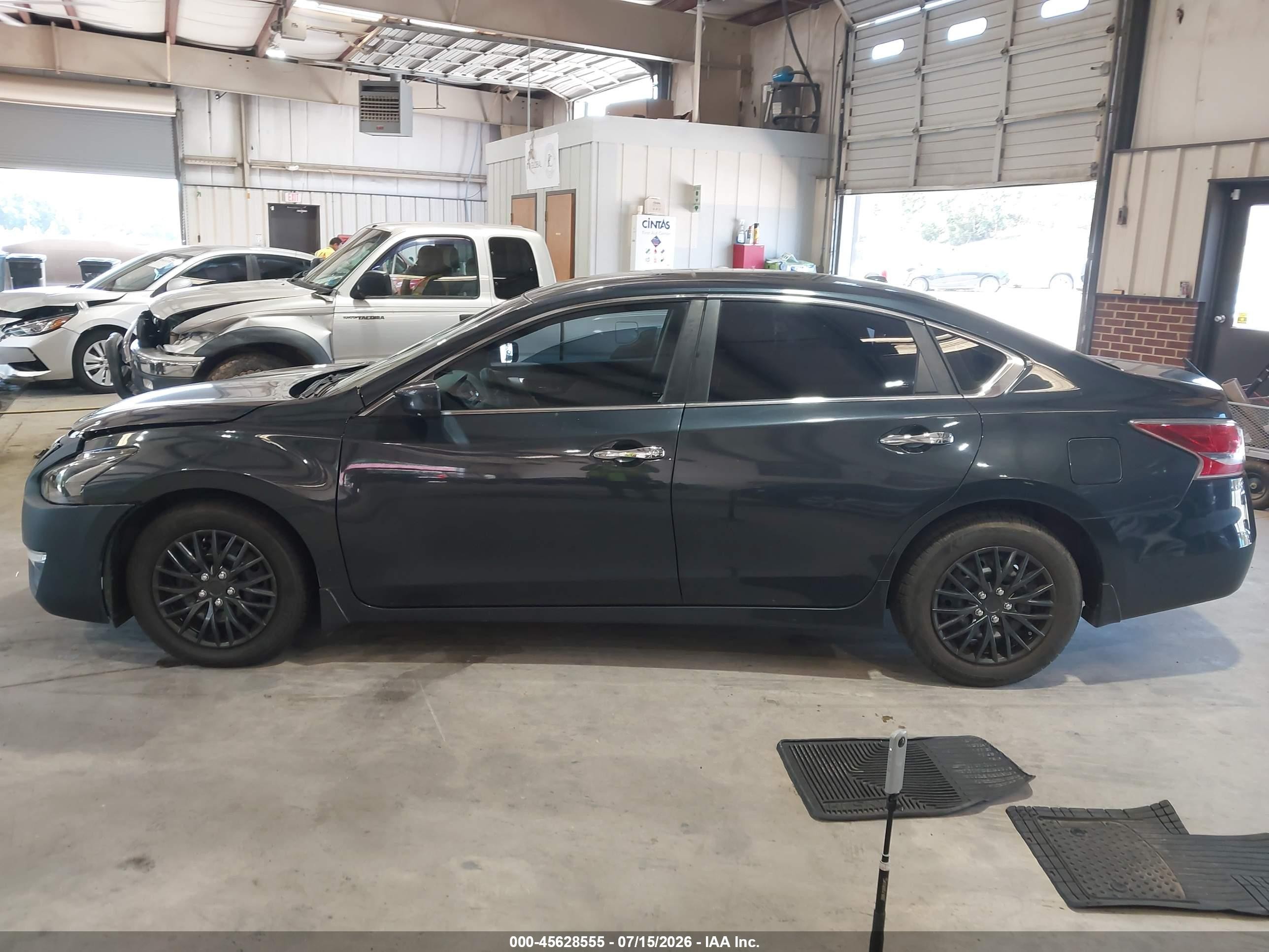 2015 Nissan Altima 2.5 S Black vin: 1N4AL3AP7FC279971