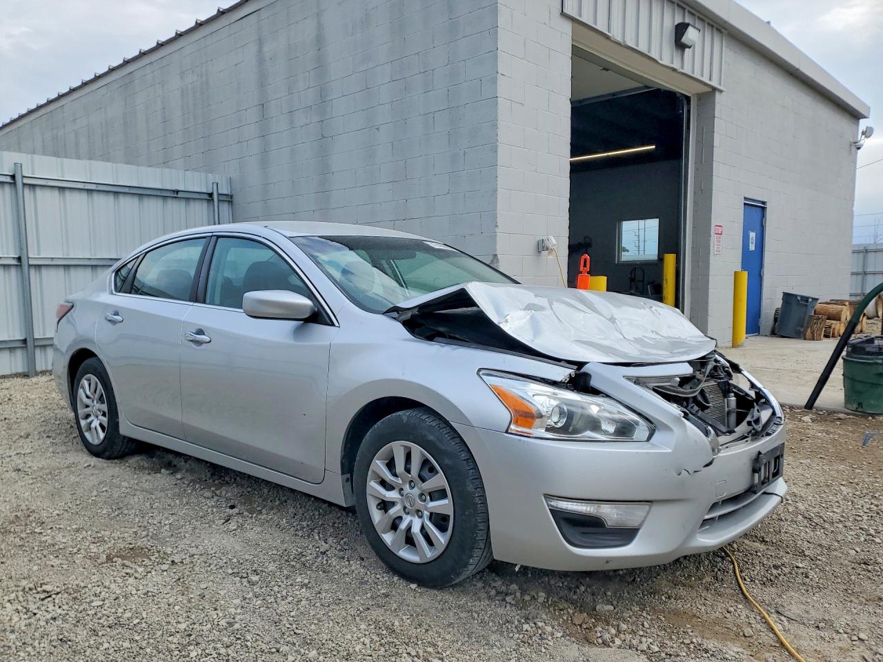 2015 Nissan Altima 2.5 S Серебряный vin: 1N4AL3AP7FC283020