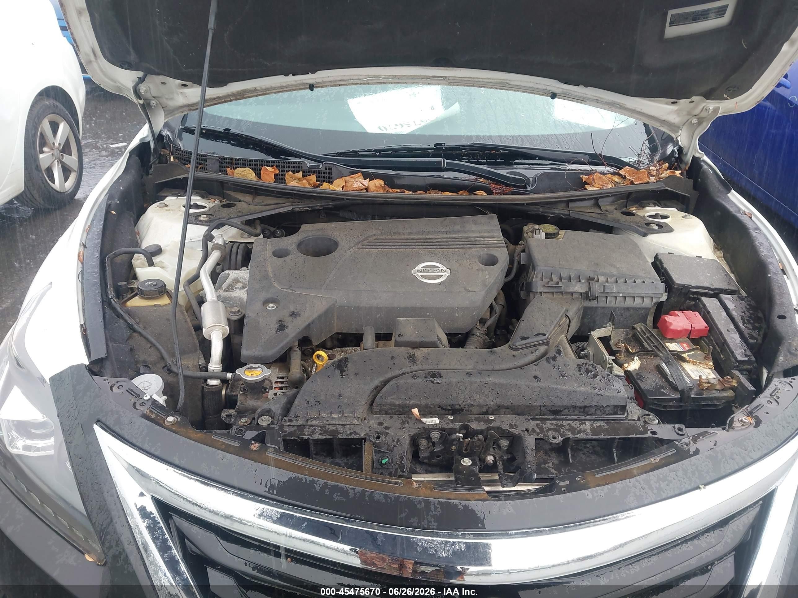 2015 Nissan Altima 2.5 S White vin: 1N4AL3AP7FC285575