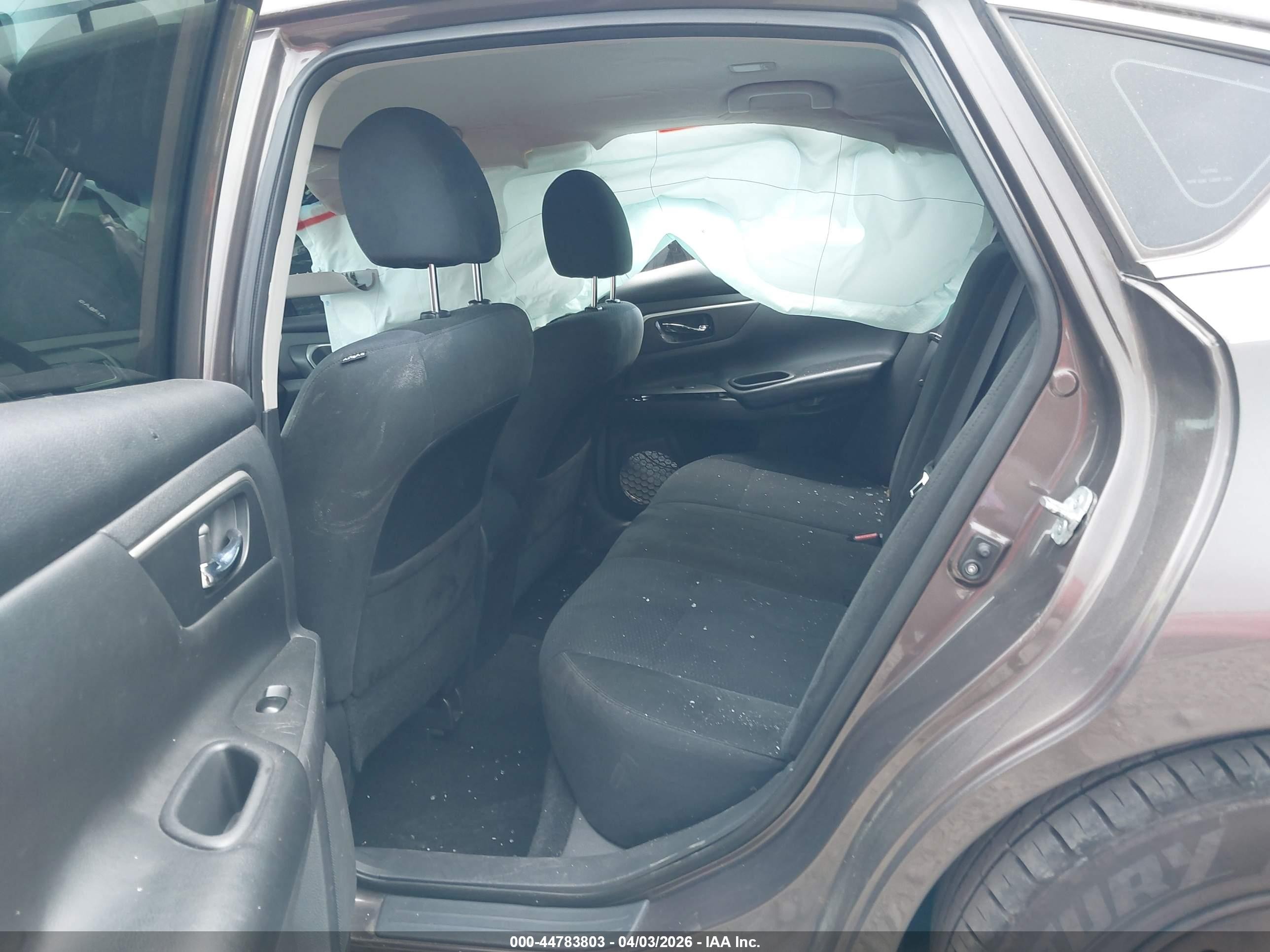 2015 Nissan Altima 2.5 S Black vin: 1N4AL3AP7FC299458