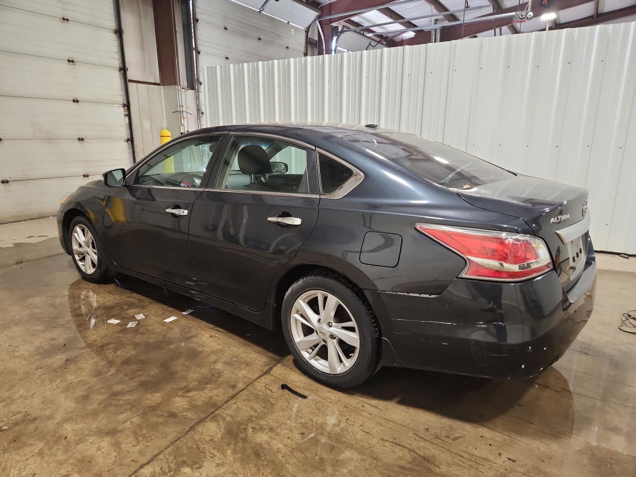 2015 Nissan Altima 2.5 Sv Blue vin: 1N4AL3AP7FC420523 Damage: Rear Bumper/Cover, Broken, Replacement Required