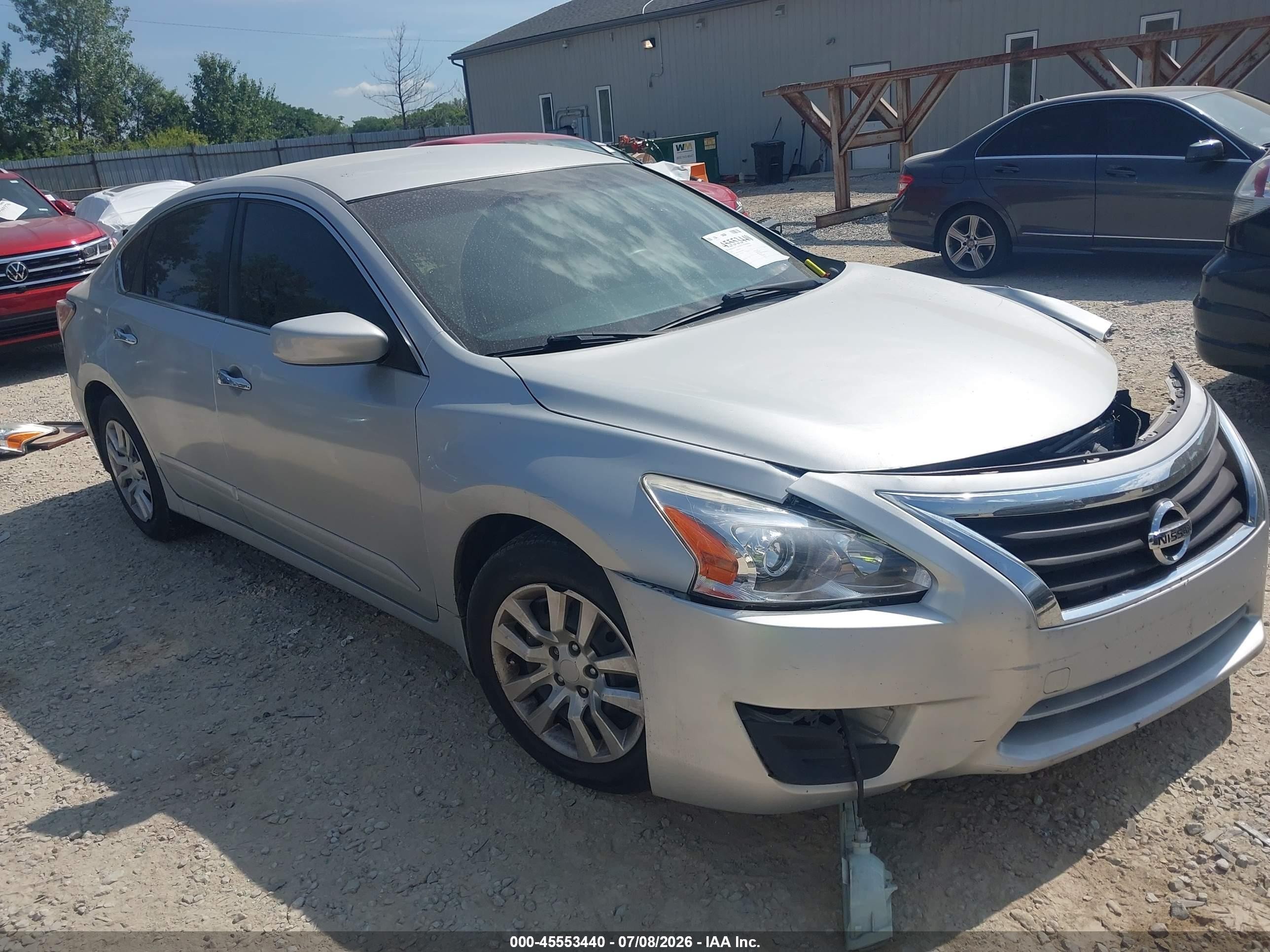 2015 Nissan Altima 2.5 S Серебряный vin: 1N4AL3AP7FC440691