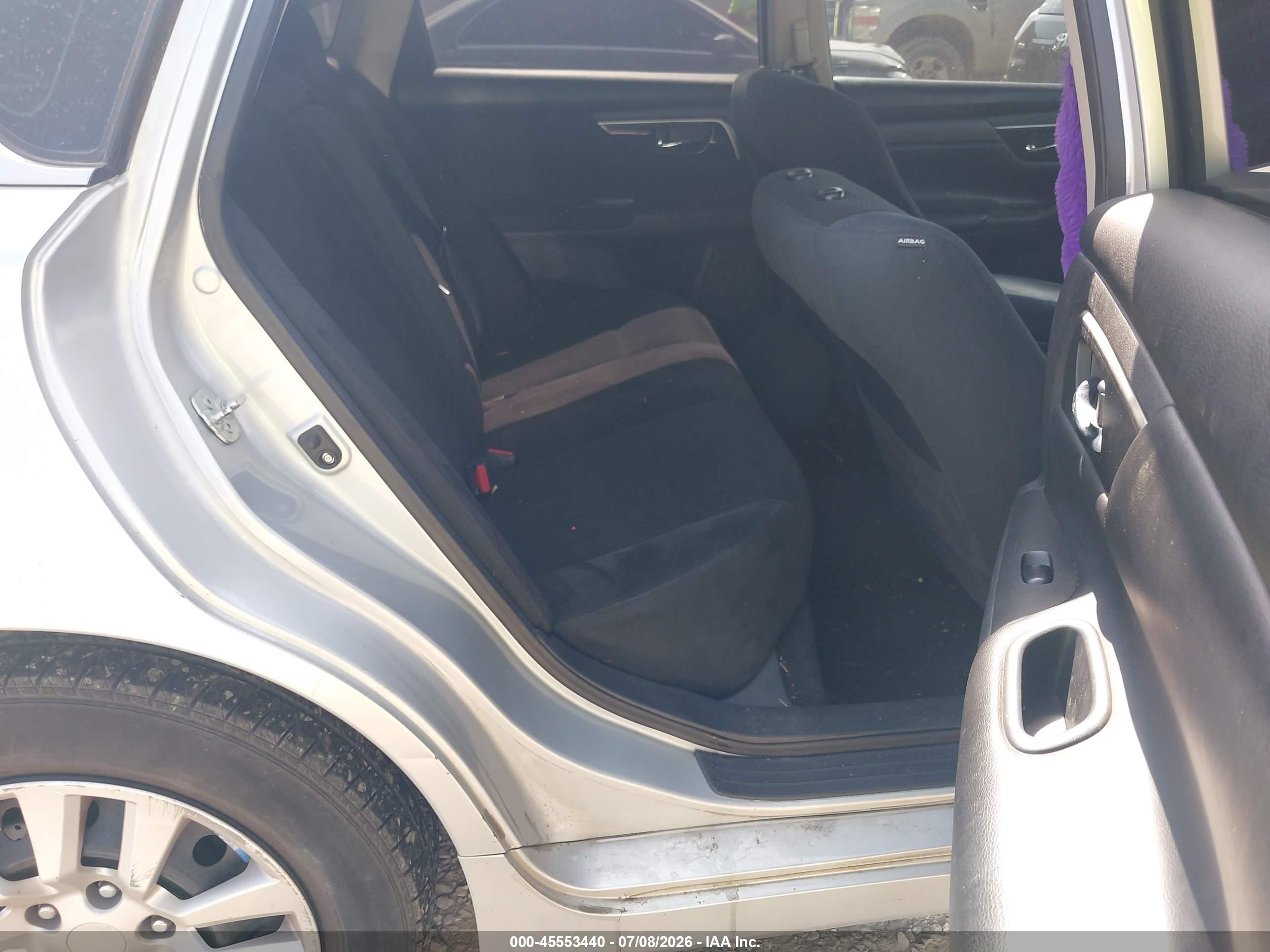 2015 Nissan Altima 2.5 S Серебряный vin: 1N4AL3AP7FC440691
