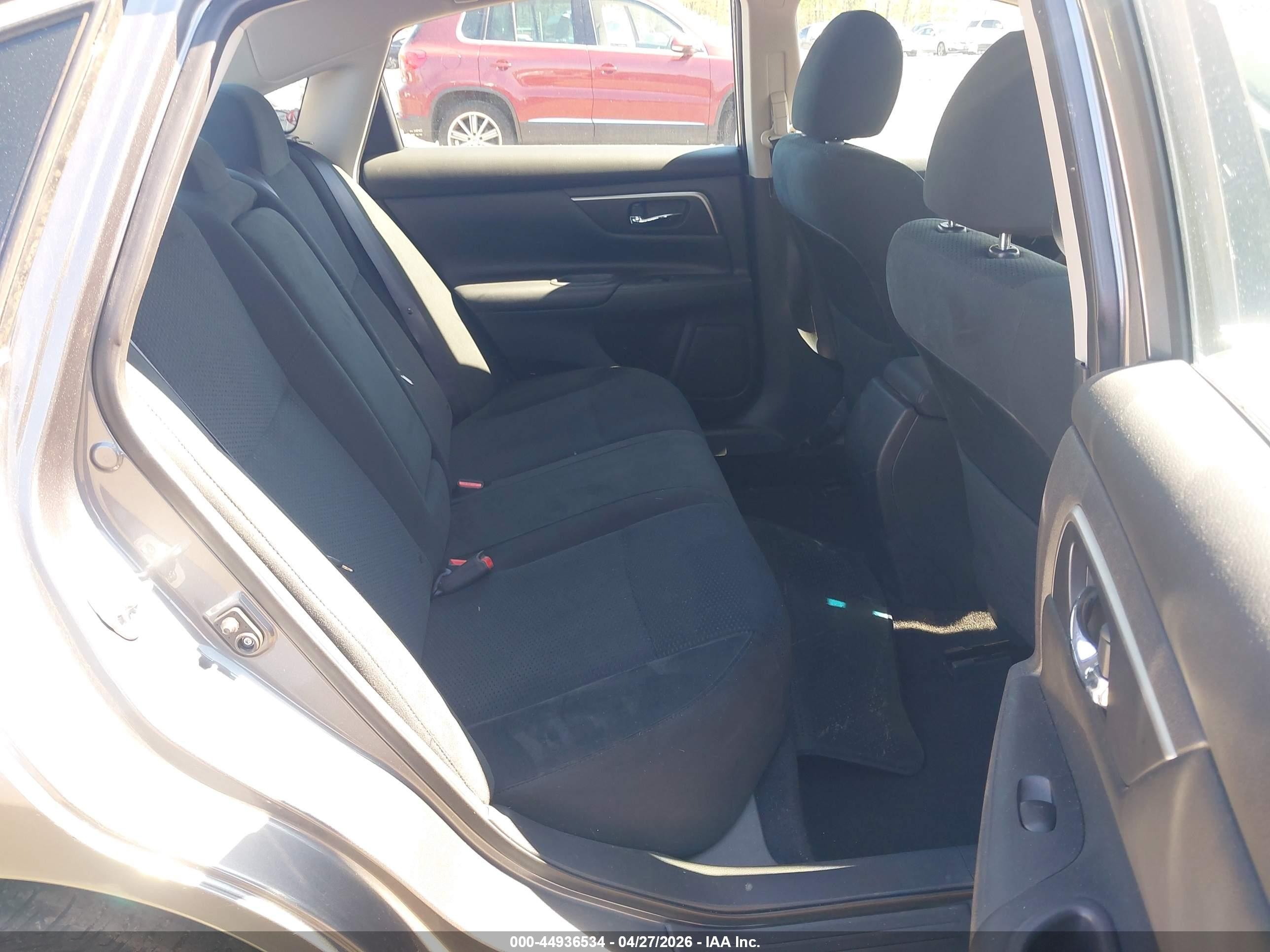 2015 Nissan Altima 2.5 S Gray vin: 1N4AL3AP7FC445647