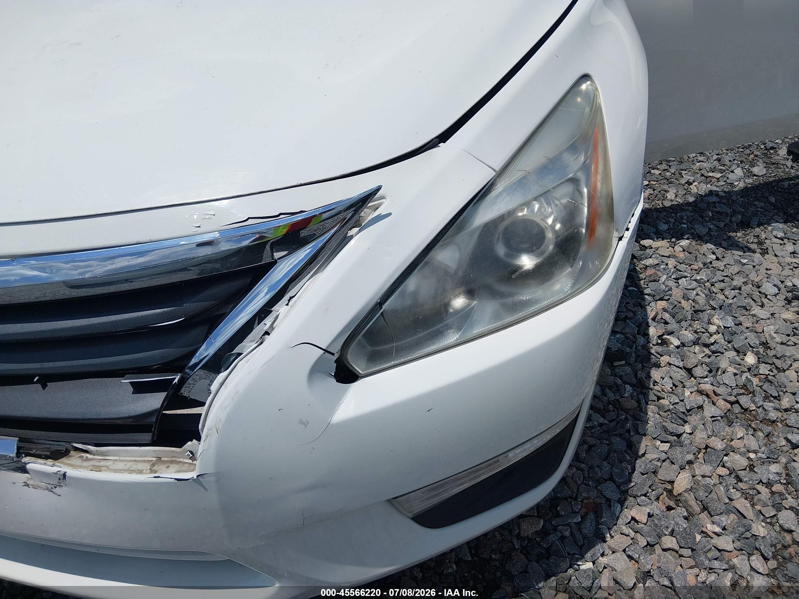 2015 Nissan Altima 2.5 S White vin: 1N4AL3AP7FC458060