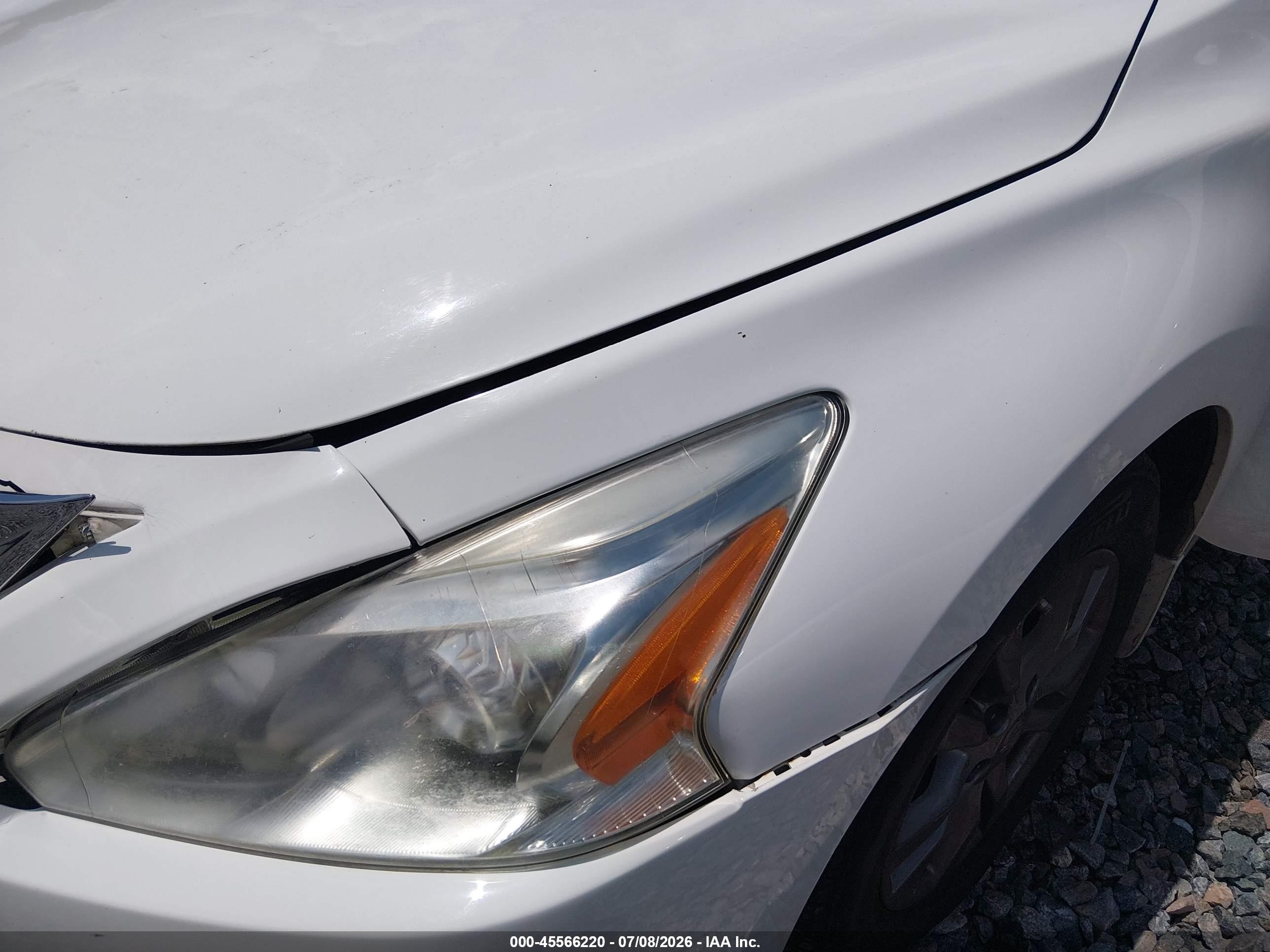 2015 Nissan Altima 2.5 S White vin: 1N4AL3AP7FC458060