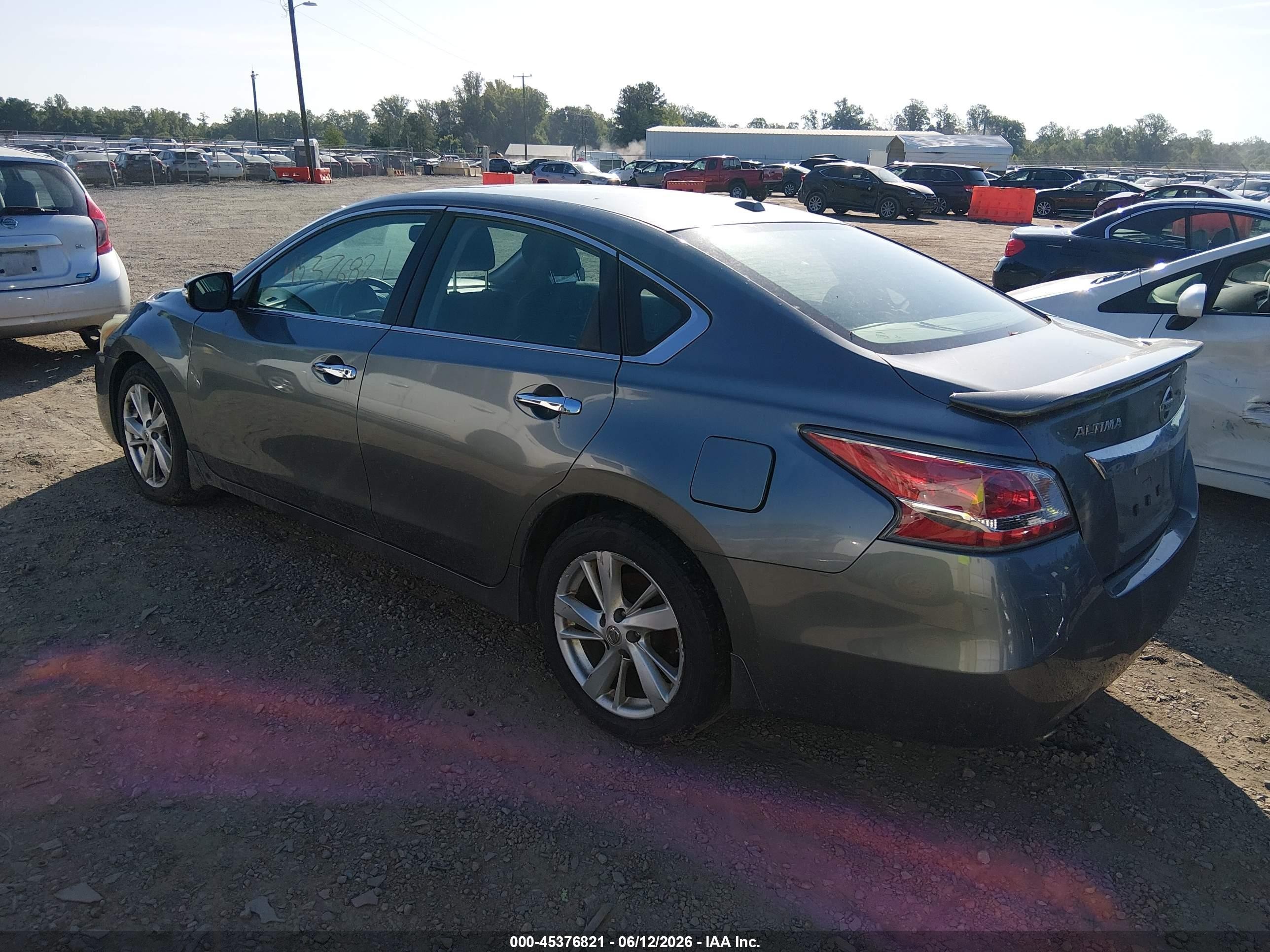 2015 Nissan Altima 2.5 Sv Серый vin: 1N4AL3AP7FC458785
