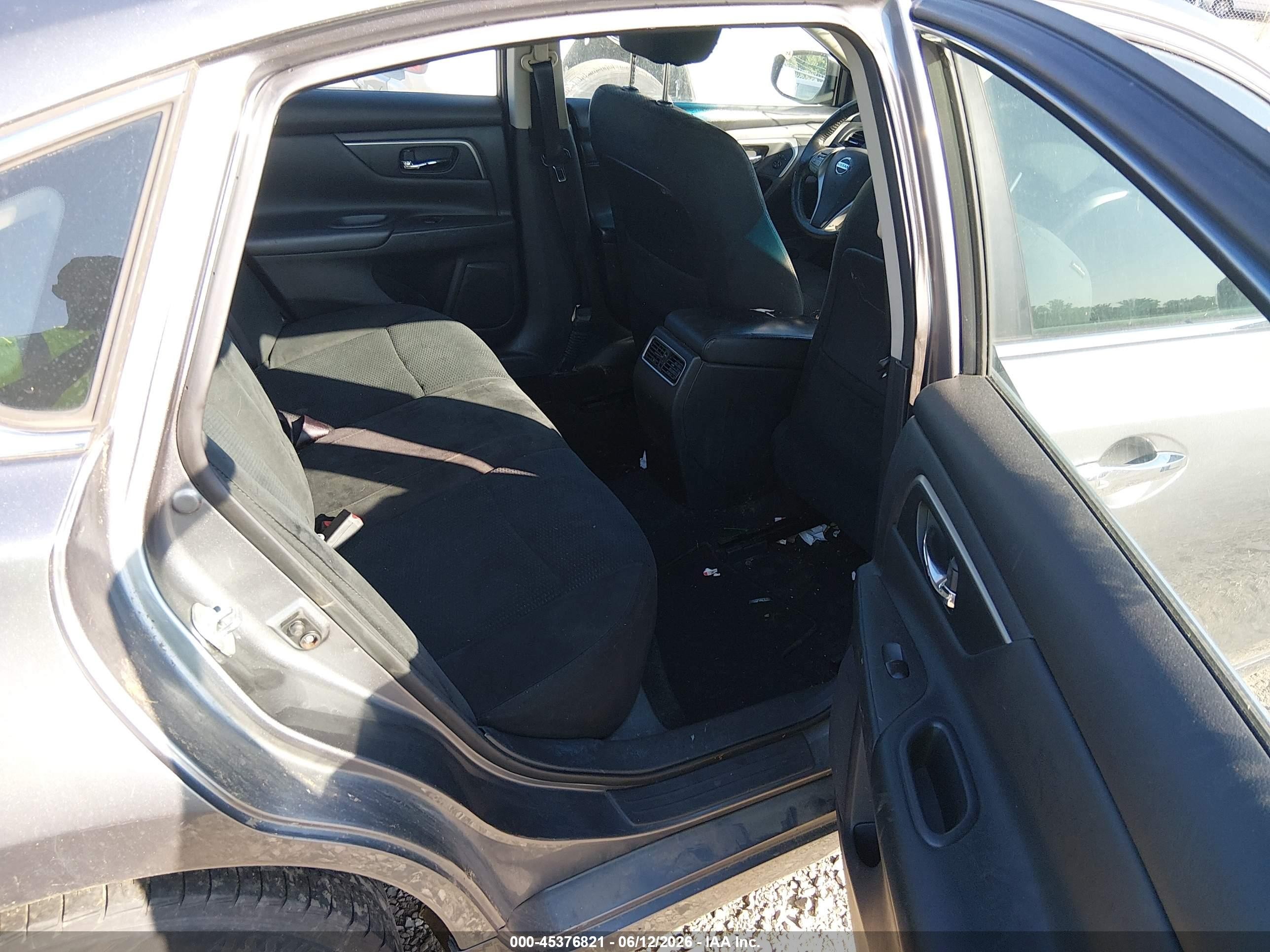 2015 Nissan Altima 2.5 Sv Серый vin: 1N4AL3AP7FC458785