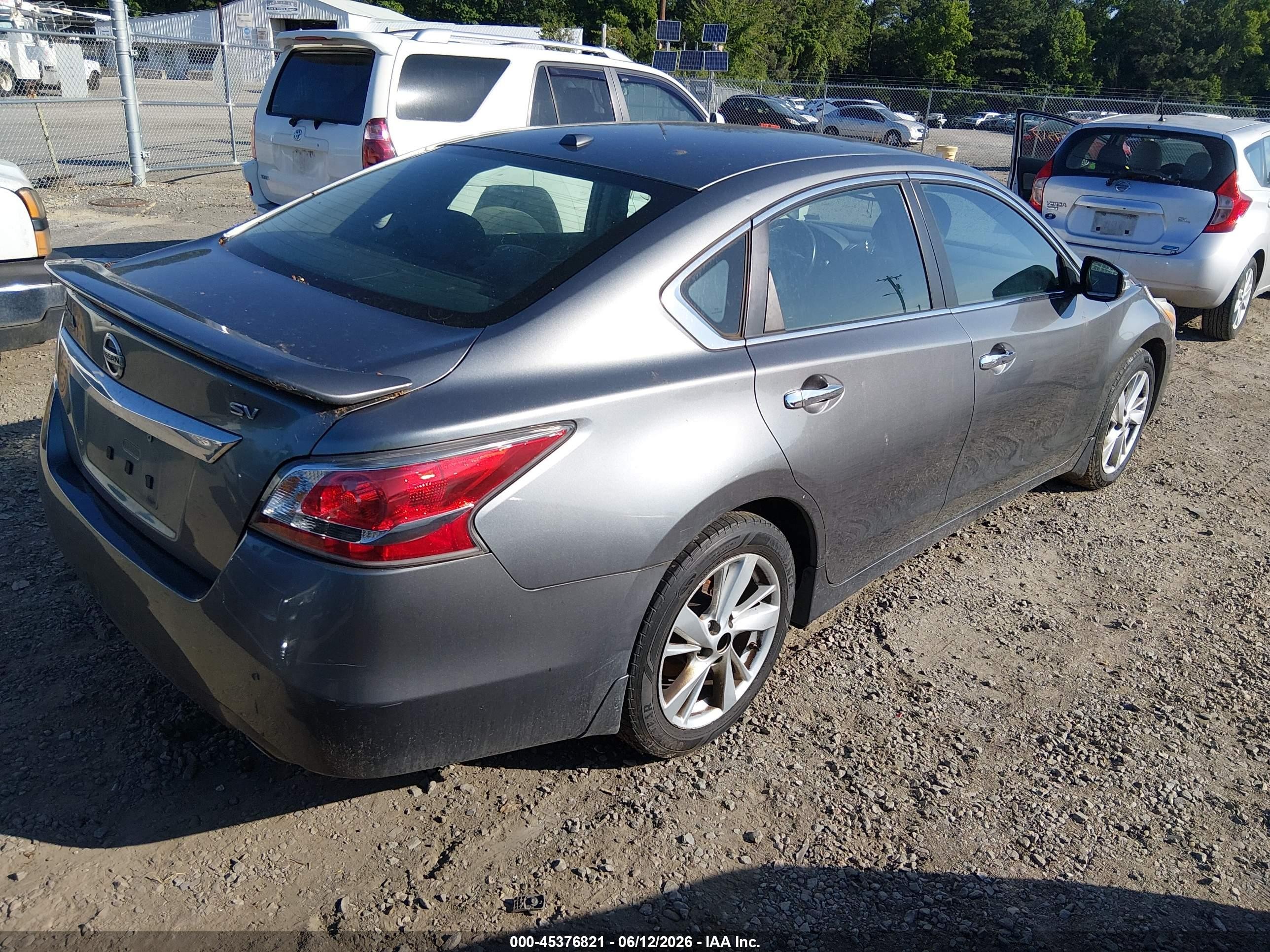 2015 Nissan Altima 2.5 Sv Серый vin: 1N4AL3AP7FC458785