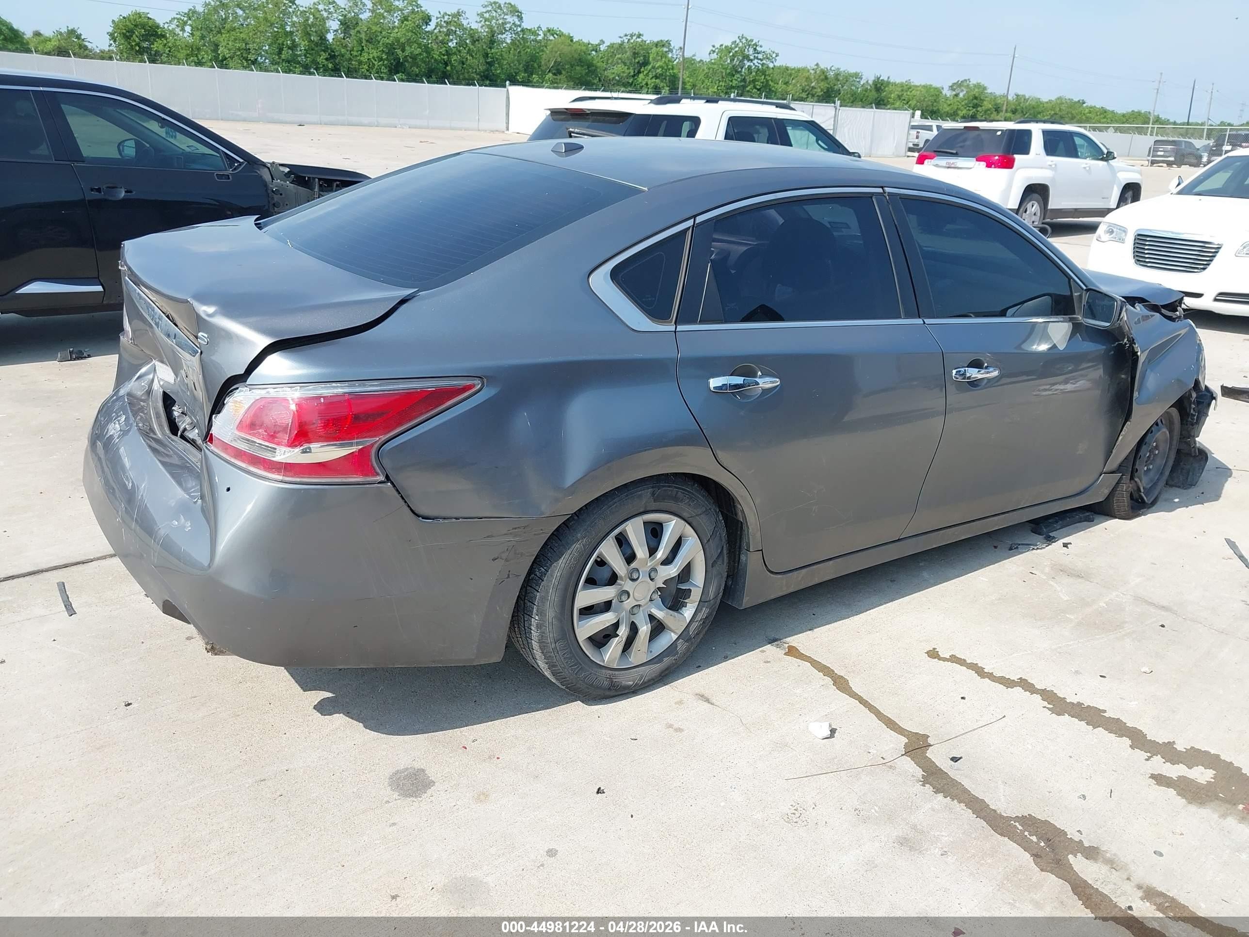 2015 Nissan Altima 2.5/2.5 S/2.5 Sl/2.5 Sv Gray vin: 1N4AL3AP7FC459614