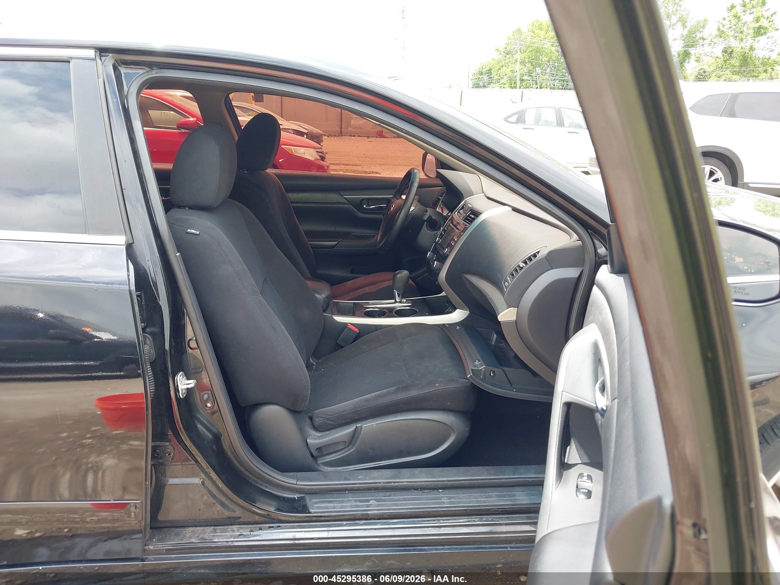 2015 Nissan Altima 2.5 Sv Black vin: 1N4AL3AP7FC477241