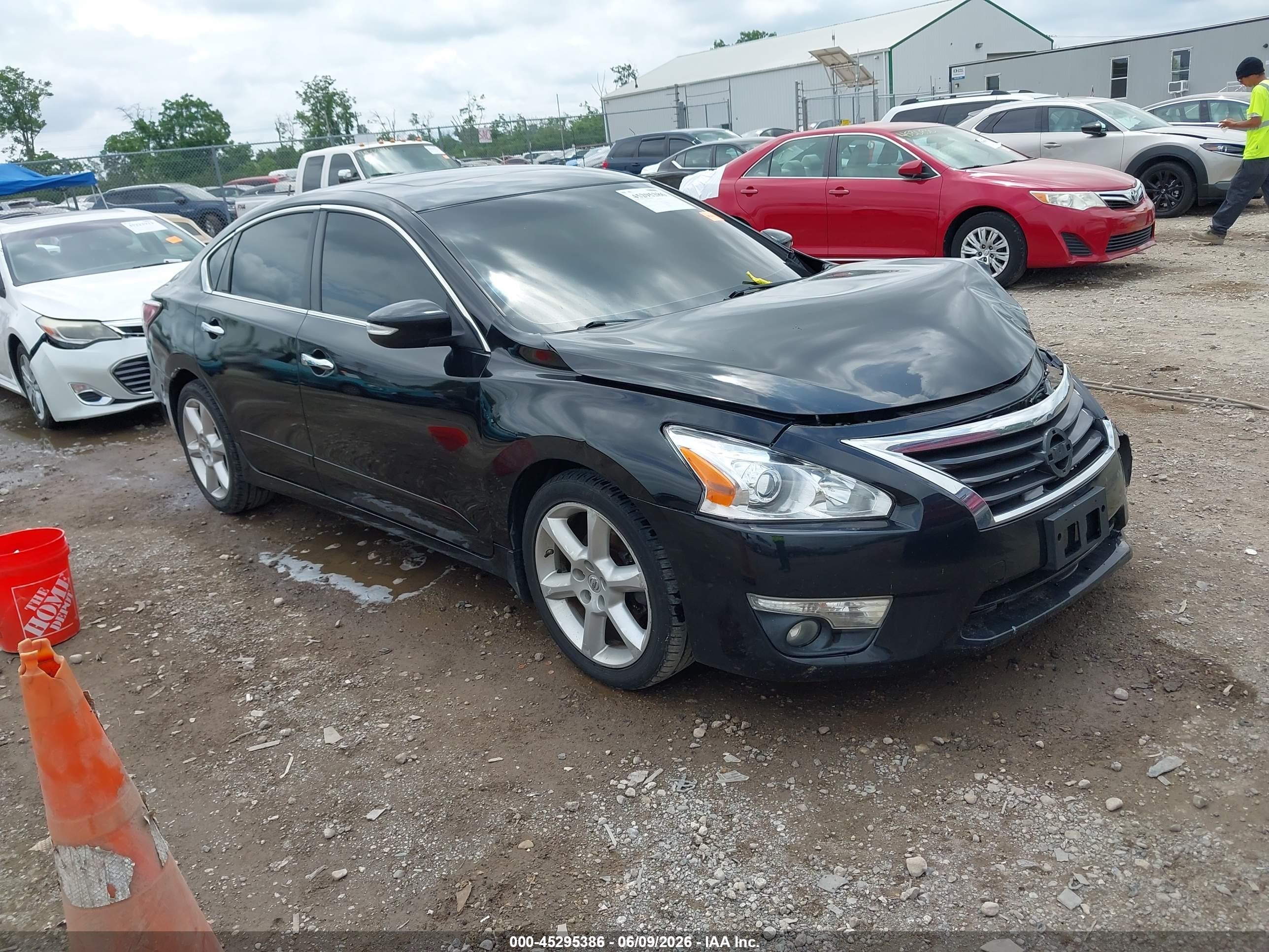 2015 Nissan Altima 2.5 Sv Черный vin: 1N4AL3AP7FC477241