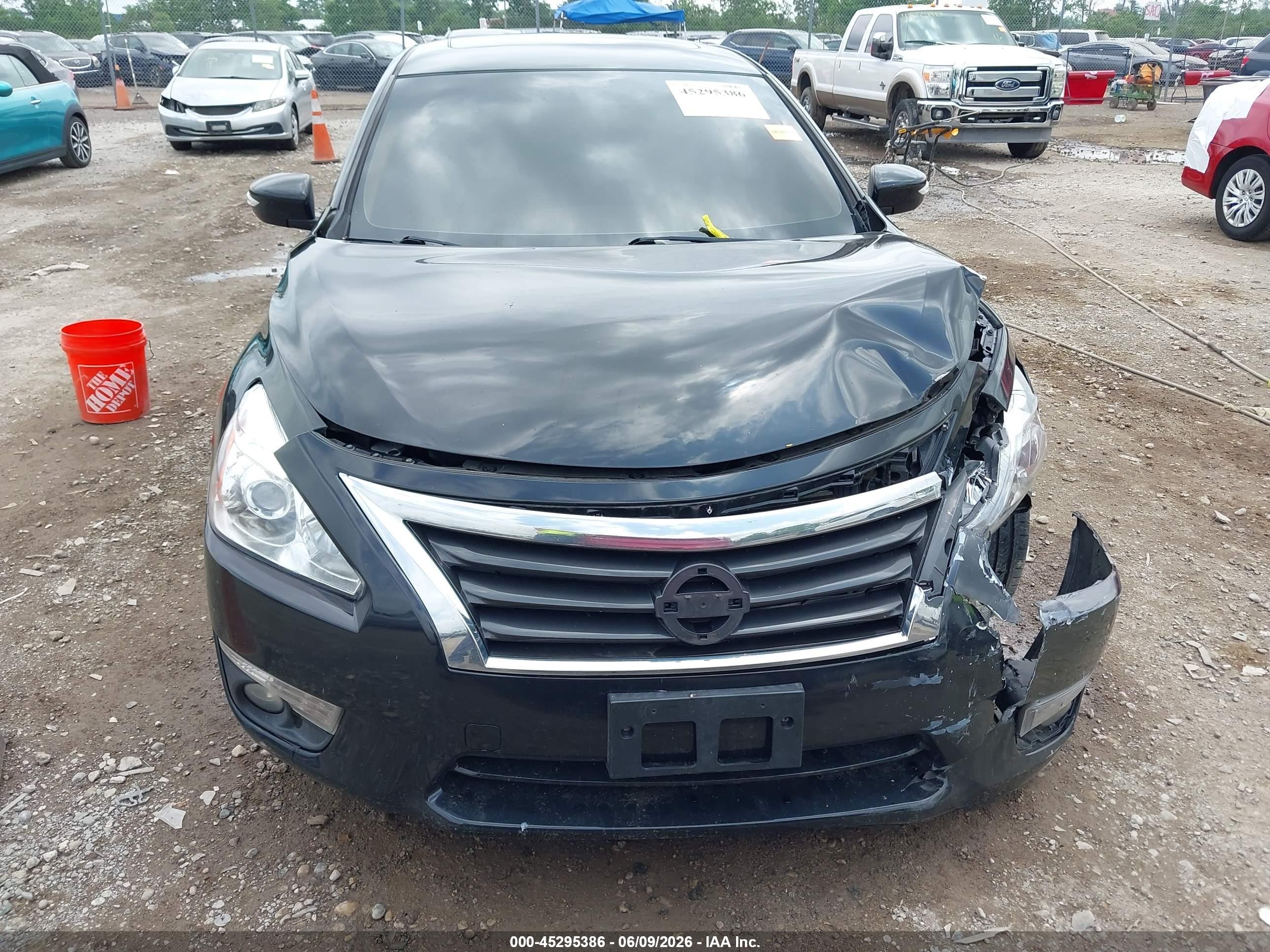 2015 Nissan Altima 2.5 Sv Black vin: 1N4AL3AP7FC477241