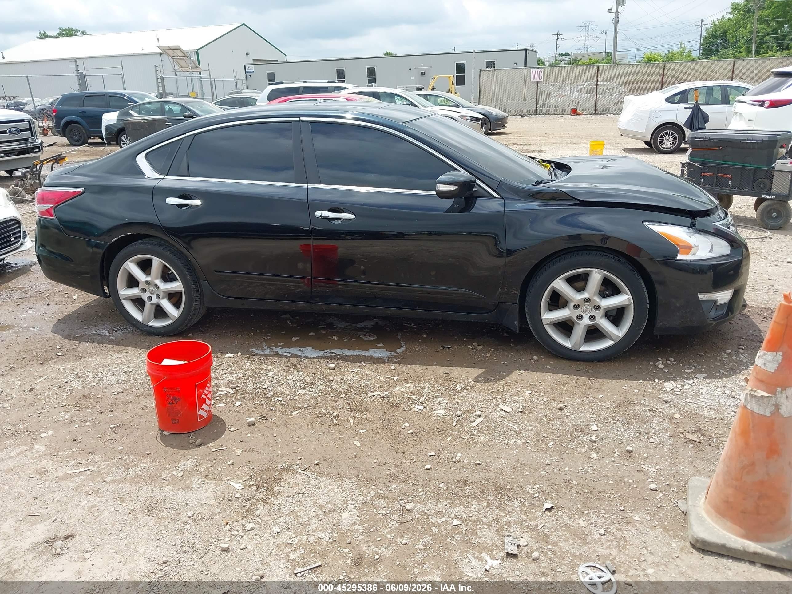2015 Nissan Altima 2.5 Sv Black vin: 1N4AL3AP7FC477241