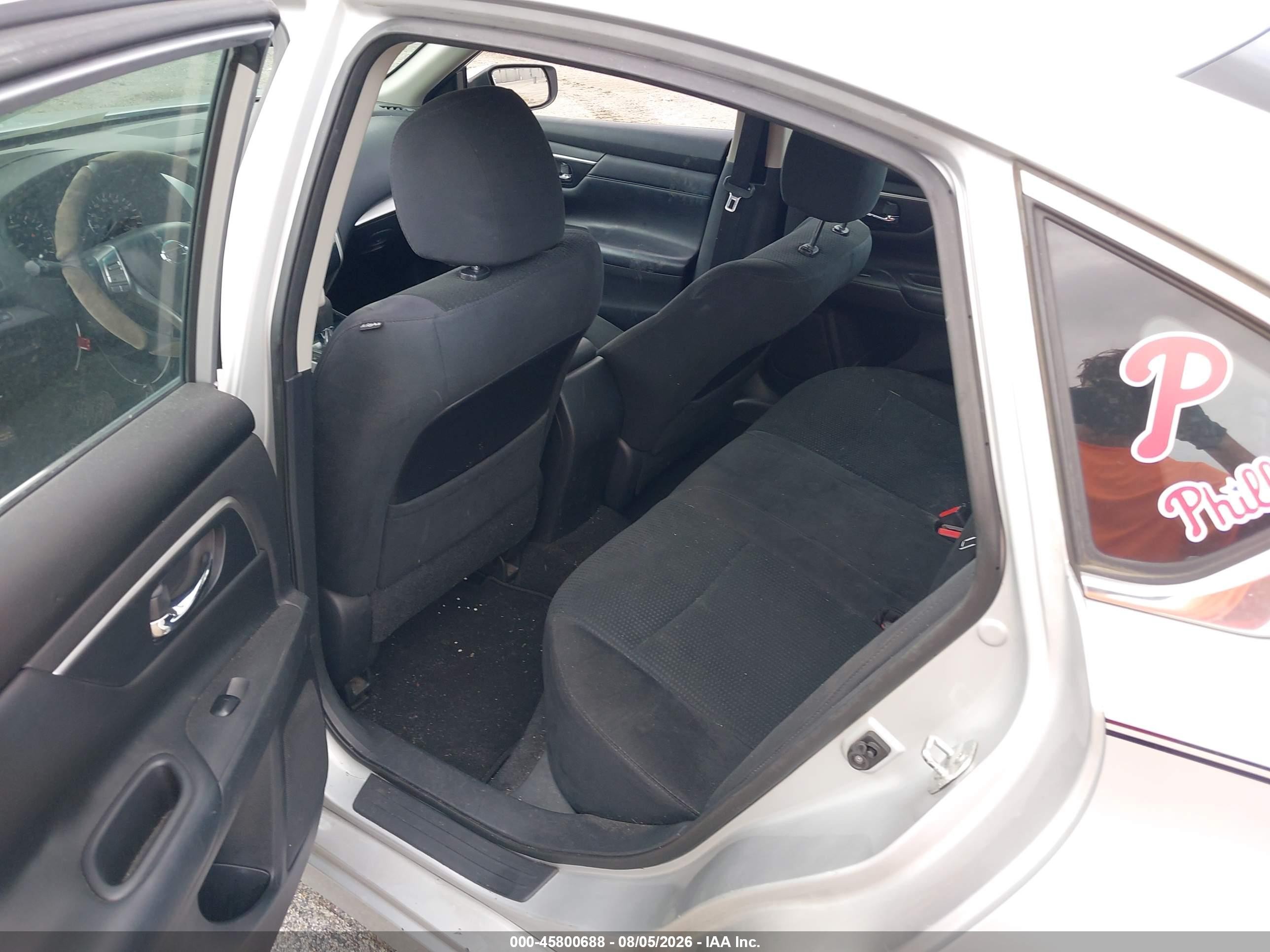 2015 Nissan Altima 2.5 S Silver vin: 1N4AL3AP7FC489471