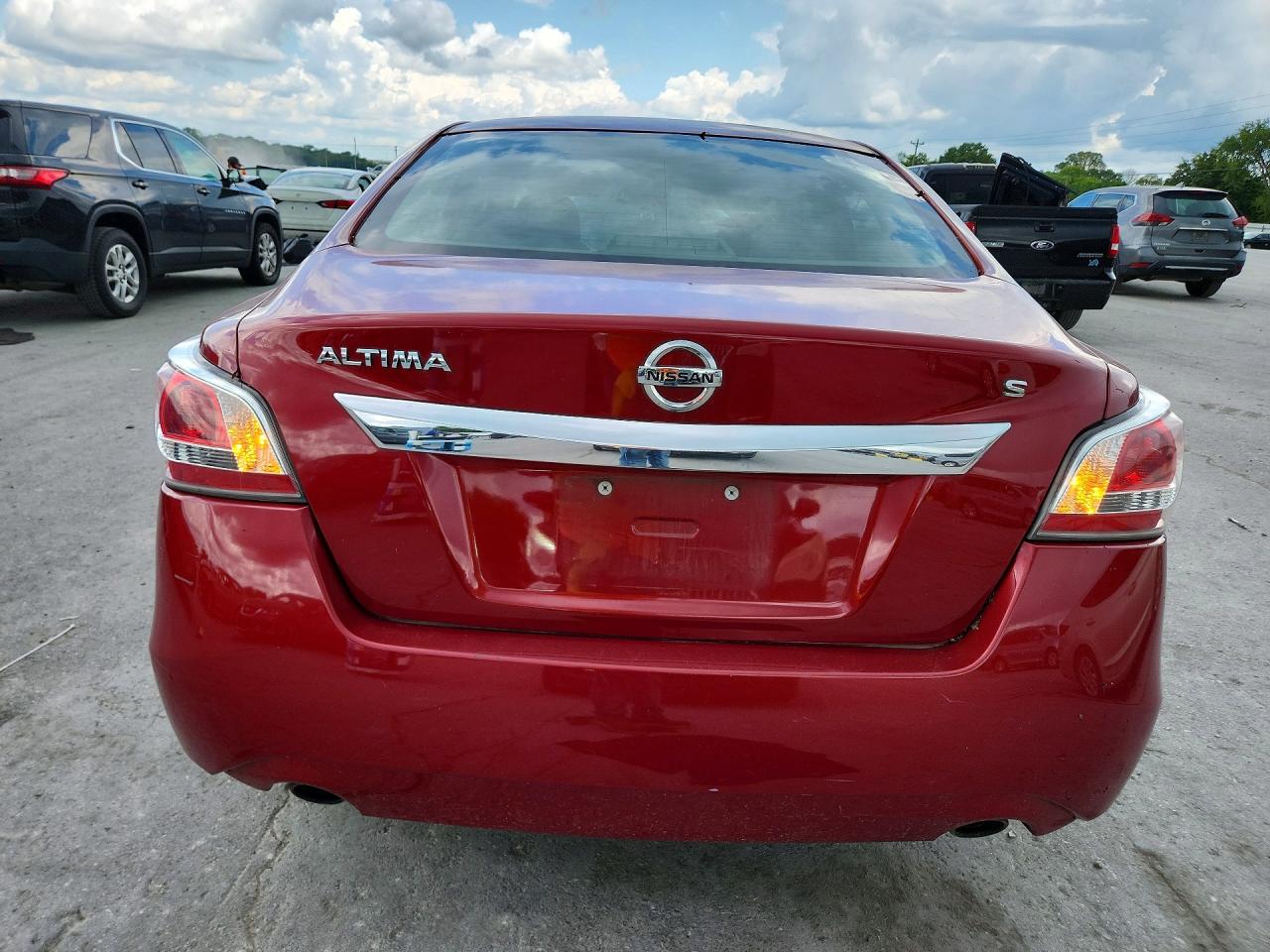 2015 Nissan Altima 2.5 S Красный vin: 1N4AL3AP7FC493147
