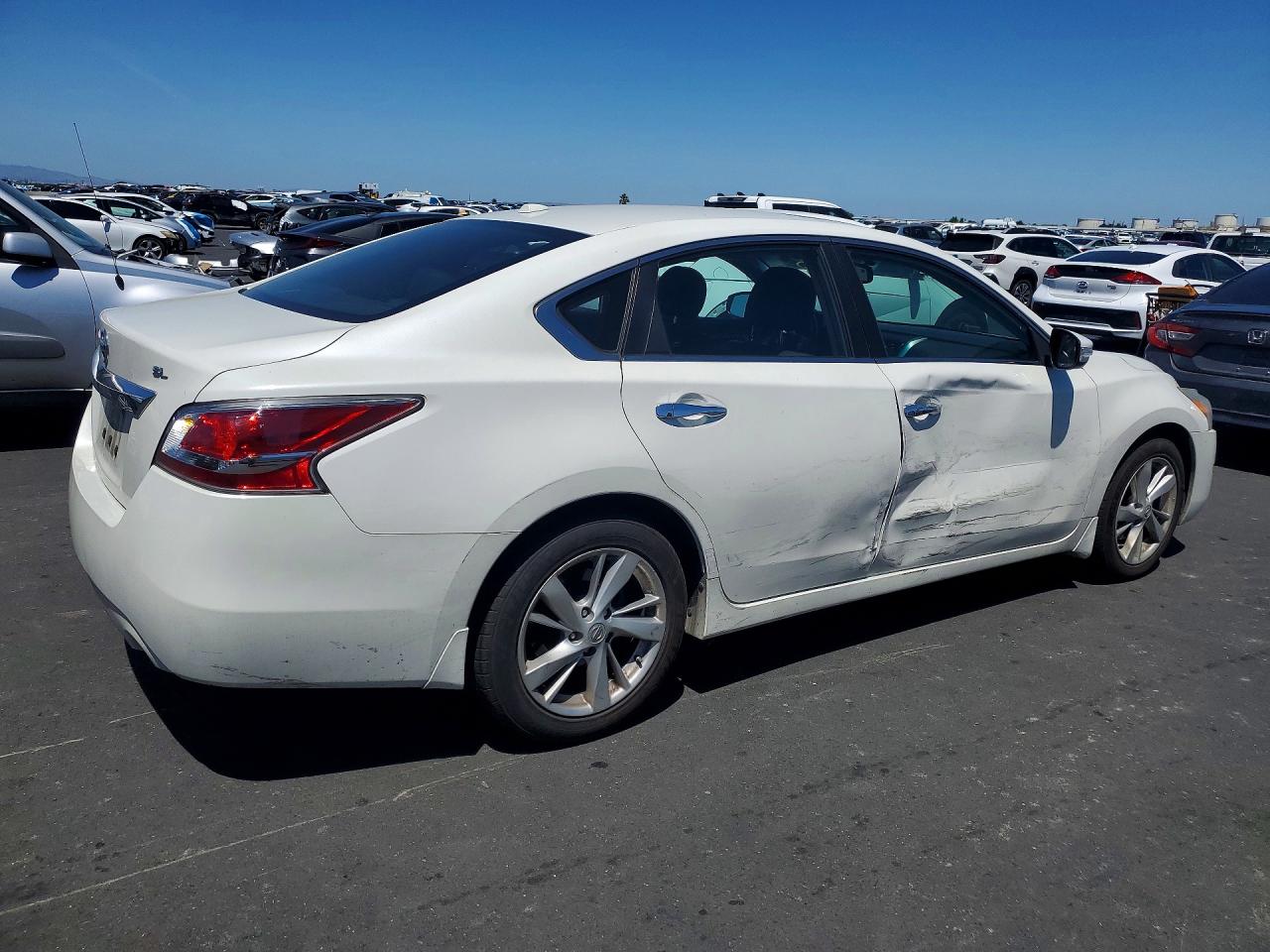2015 Nissan Altima 2.5 Sl White vin: 1N4AL3AP7FC499627