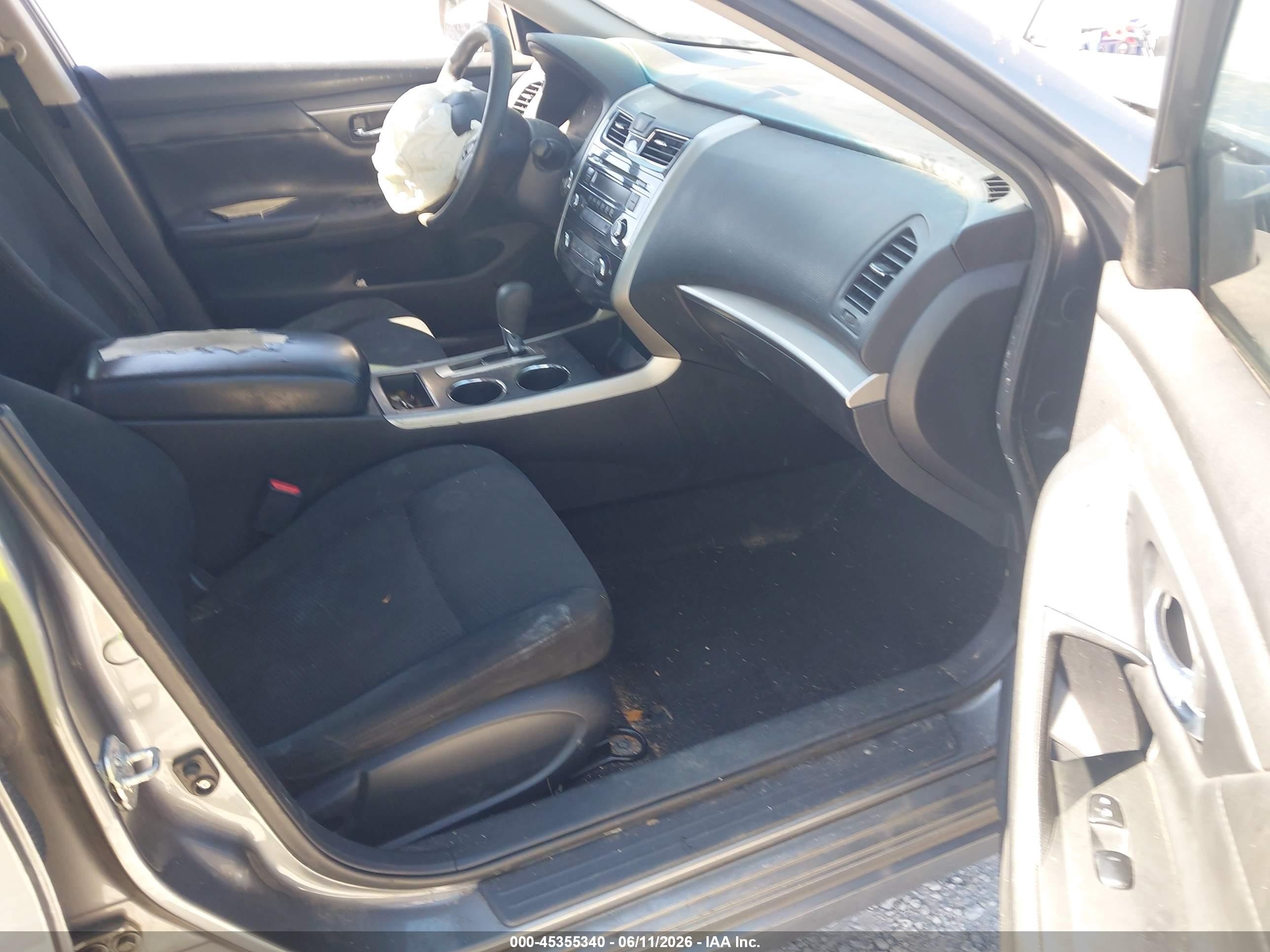 2015 Nissan Altima 2.5 S Gray vin: 1N4AL3AP7FC570308