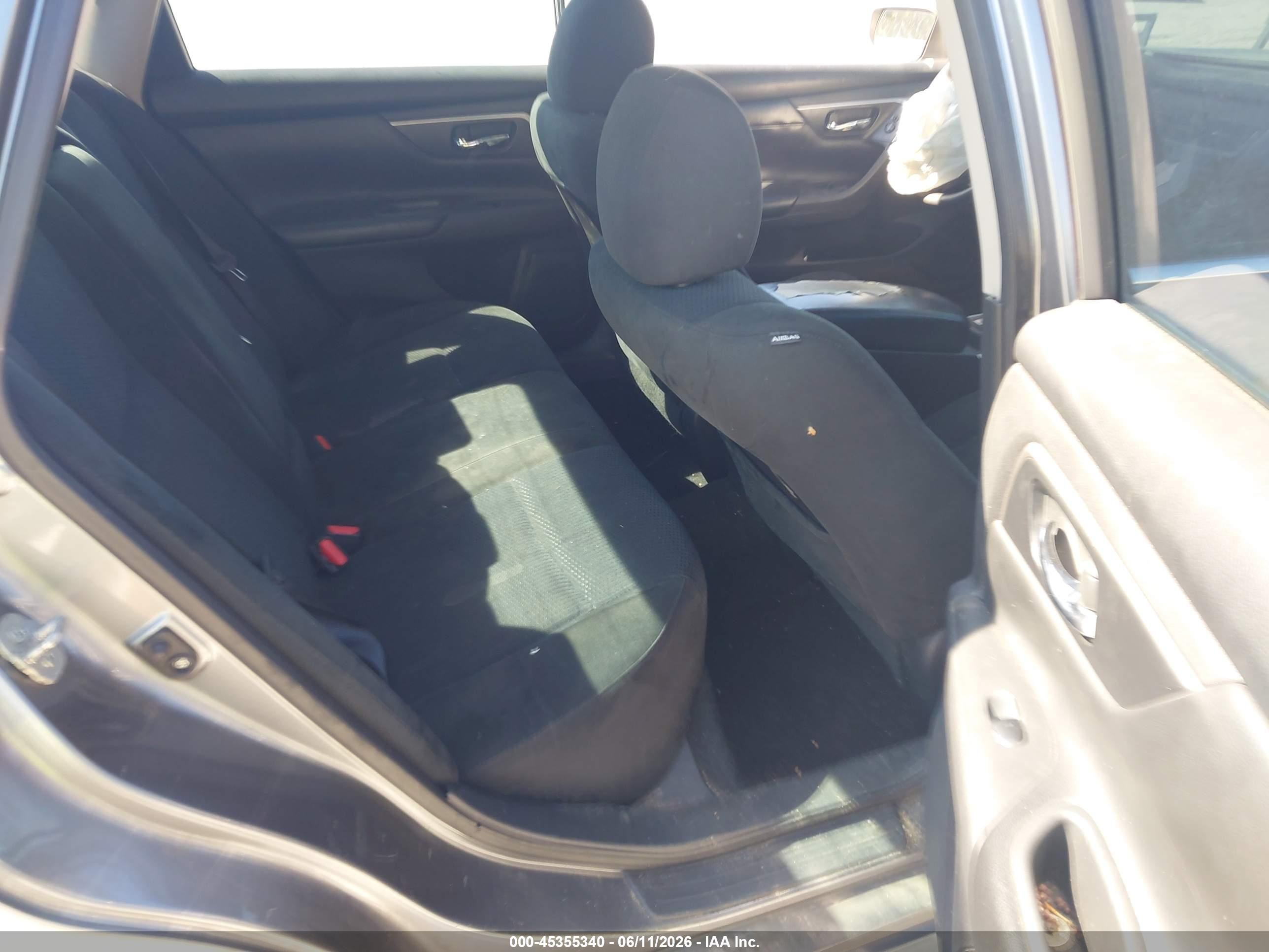 2015 Nissan Altima 2.5 S Gray vin: 1N4AL3AP7FC570308