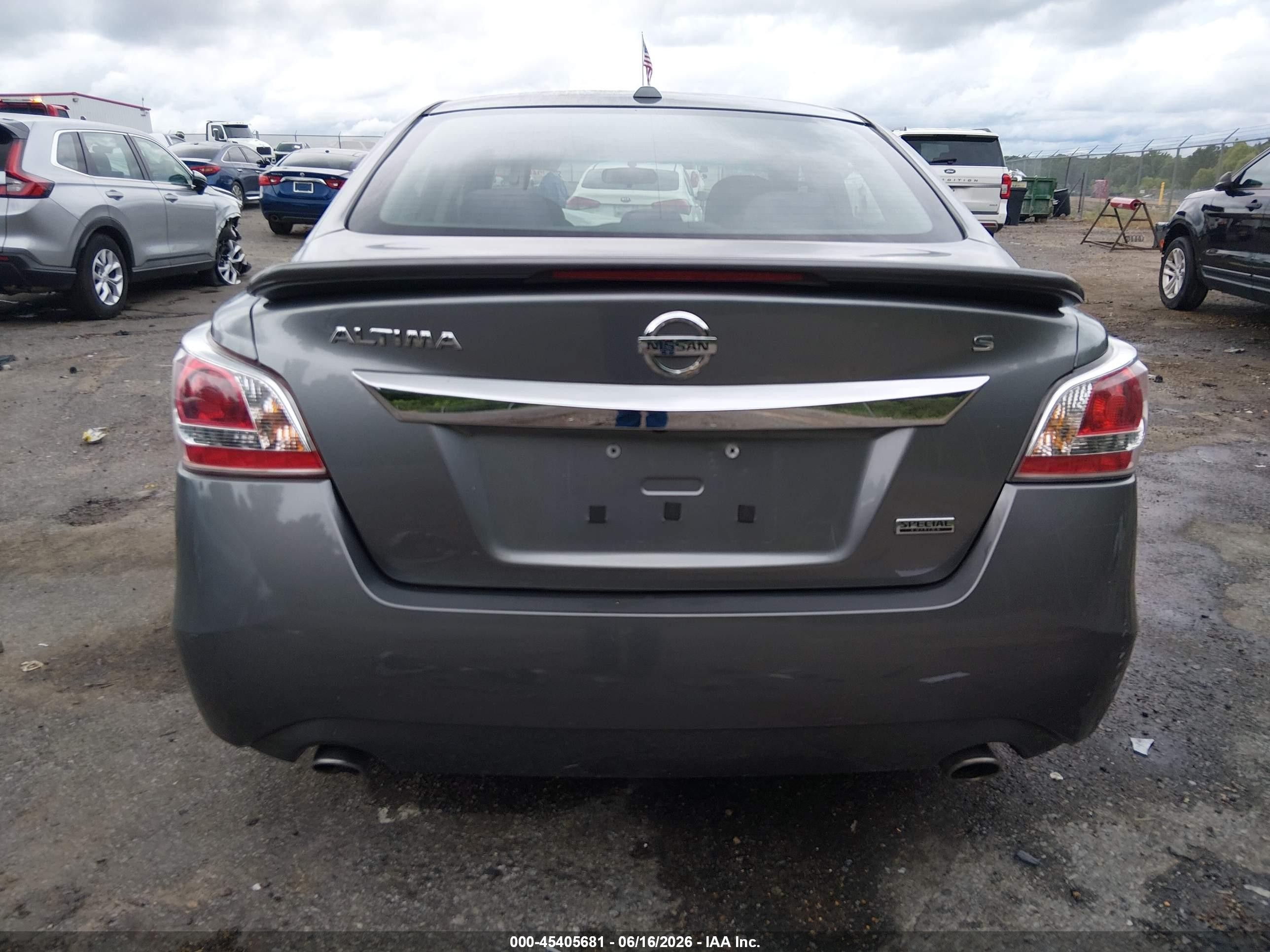 2015 Nissan Altima 2.5 S Gray vin: 1N4AL3AP7FC576870