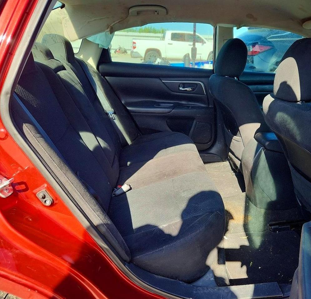 2015 Nissan Altima 2.5 S Burgundy vin: 1N4AL3AP7FC581986
