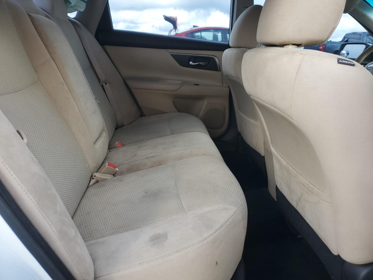 2015 Nissan Altima 2.5 White vin: 1N4AL3AP7FC583852