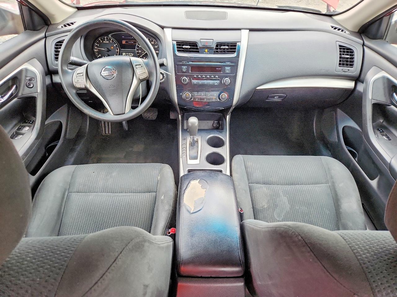2015 Nissan Altima 2.5 S Red vin: 1N4AL3AP7FC585472