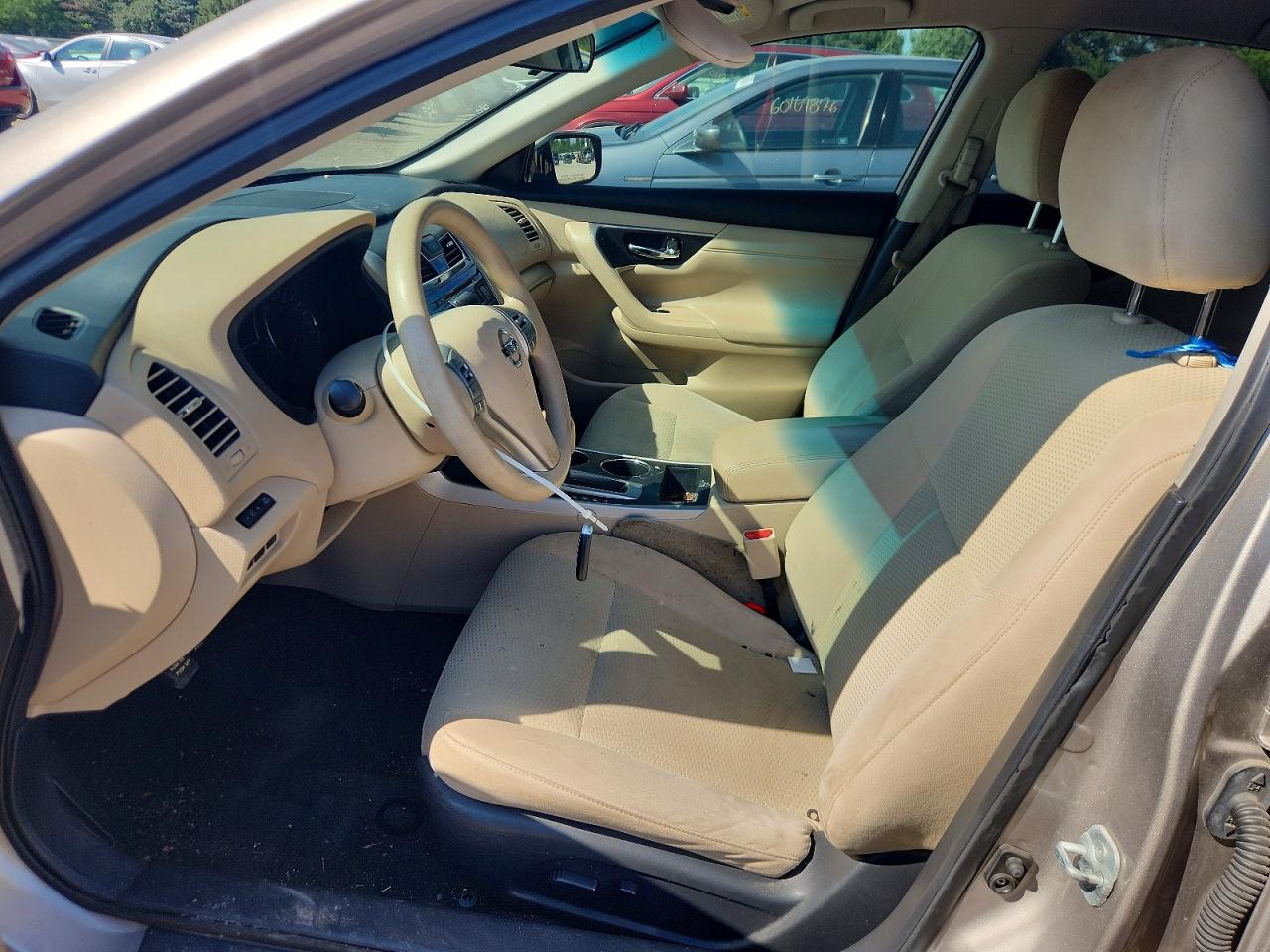 2015 Nissan Altima 2.5 S Silver vin: 1N4AL3AP7FC585827