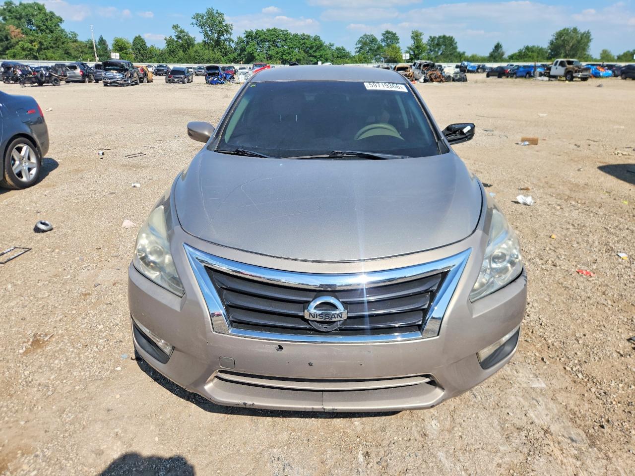2015 Nissan Altima 2.5 S Silver vin: 1N4AL3AP7FC585827