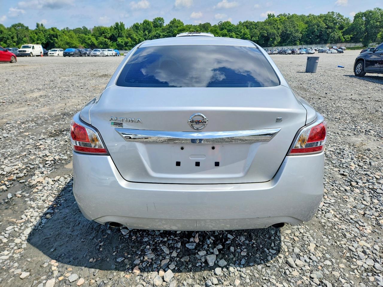 2015 Nissan Altima 2.5 S Silver vin: 1N4AL3AP7FC590199