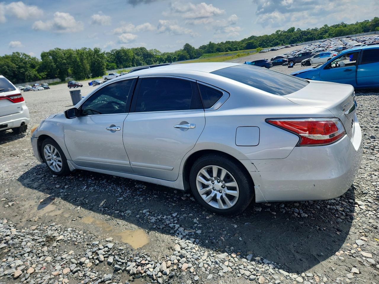 2015 Nissan Altima 2.5 S Silver vin: 1N4AL3AP7FC590199