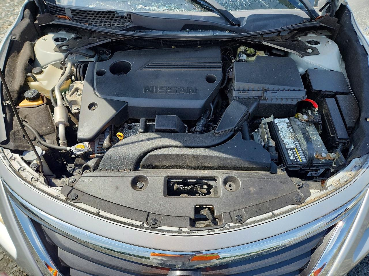 2015 Nissan Altima 2.5 S Silver vin: 1N4AL3AP7FC590199
