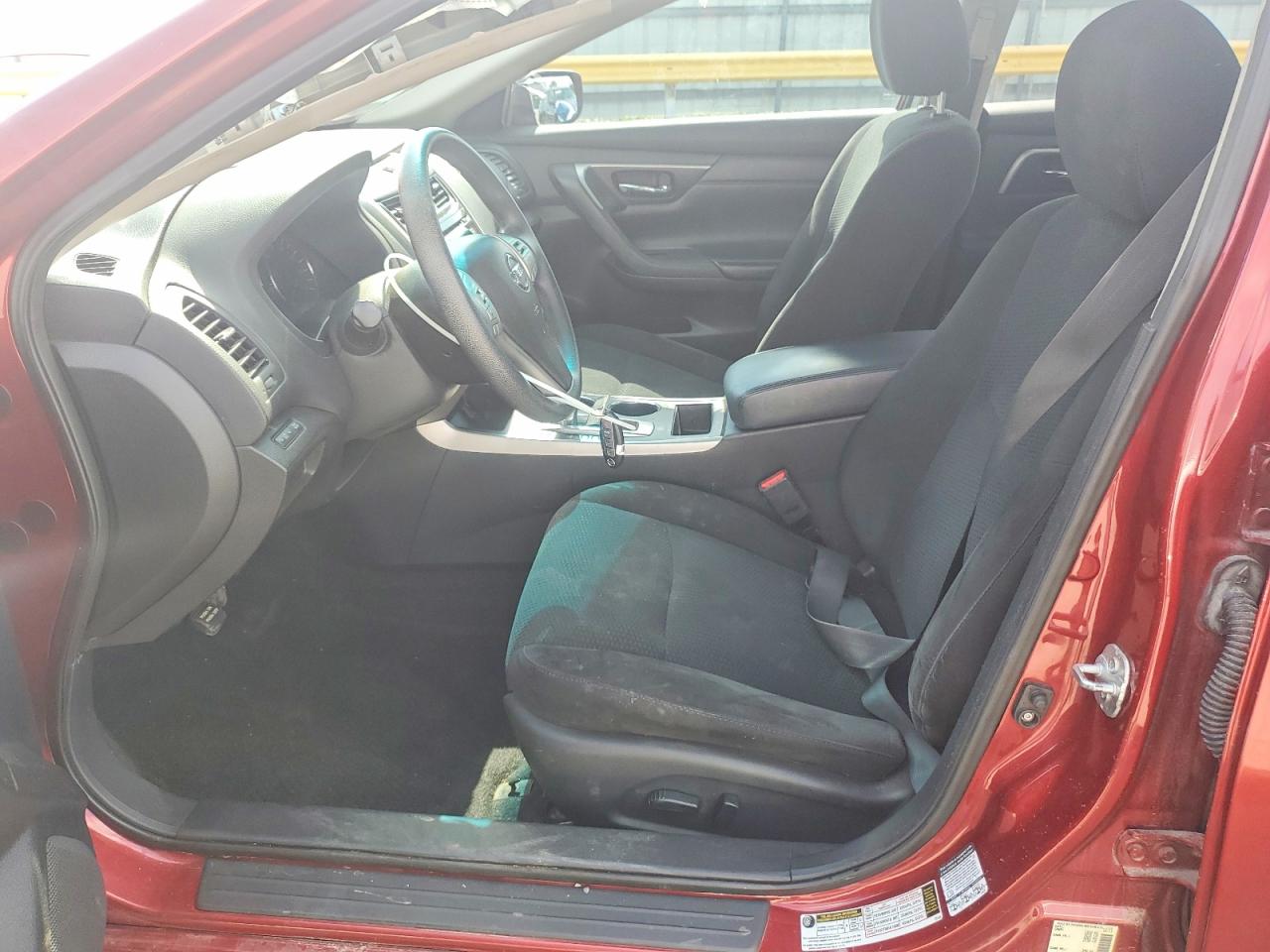 2015 Nissan Altima 2.5 S Red vin: 1N4AL3AP7FC591546