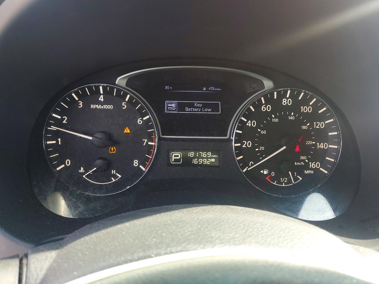 2015 Nissan Altima 2.5 S Red vin: 1N4AL3AP7FC591546