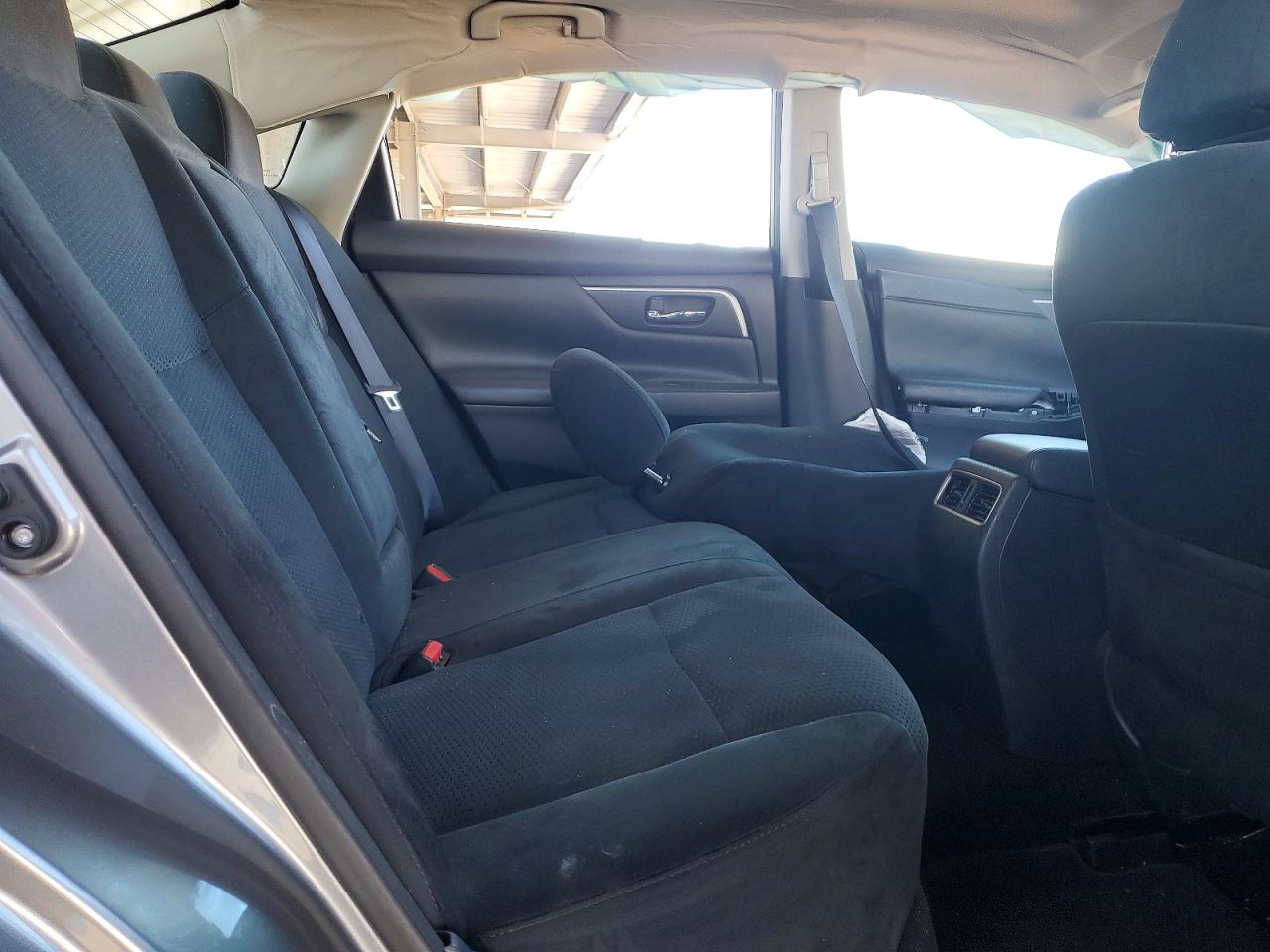 2015 Nissan Altima 2.5 Sv Silver vin: 1N4AL3AP7FC595662
