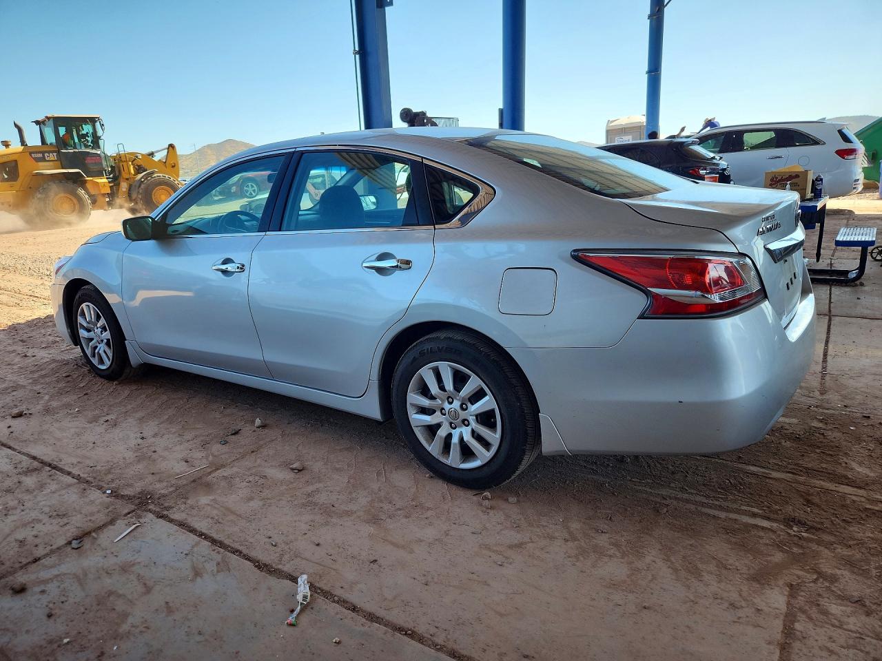 2015 Nissan Altima 2.5 S Silver vin: 1N4AL3AP7FN300709